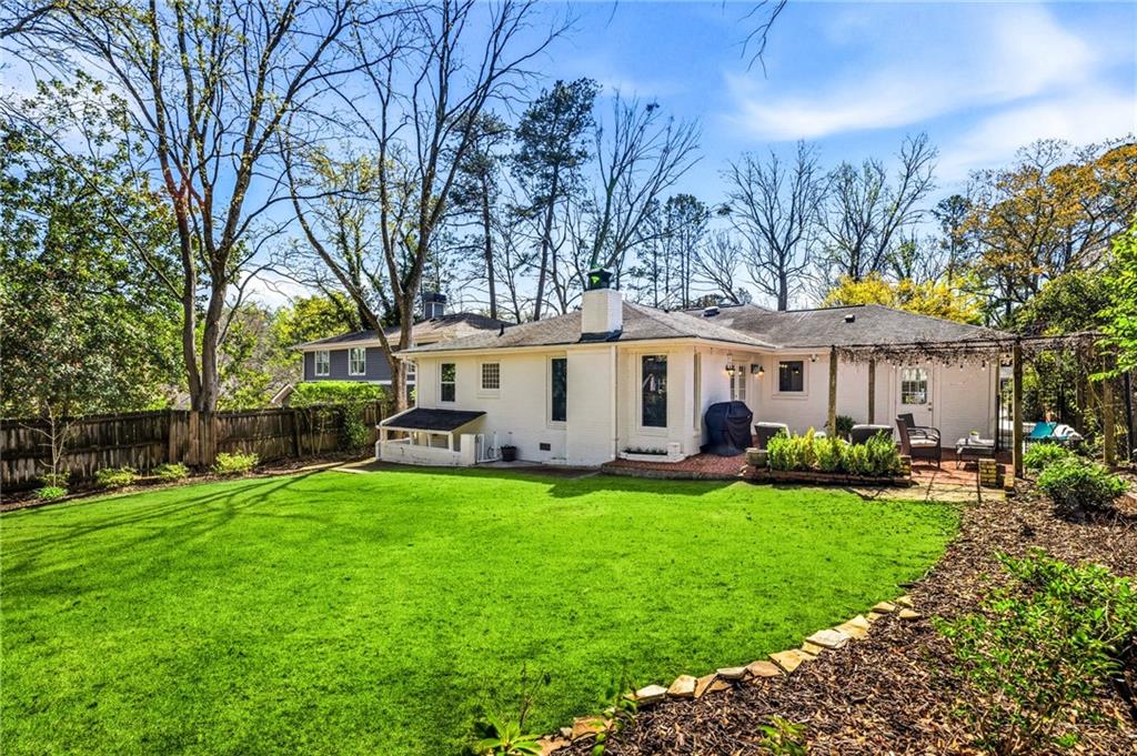 1264 Spring Valley Lane NE