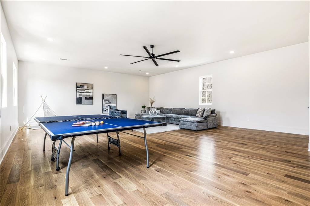 320 Hammond Drive