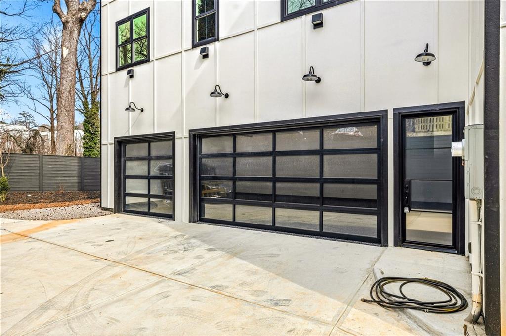 320 Hammond Drive
