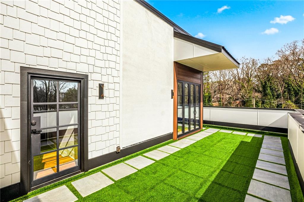 320 Hammond Drive