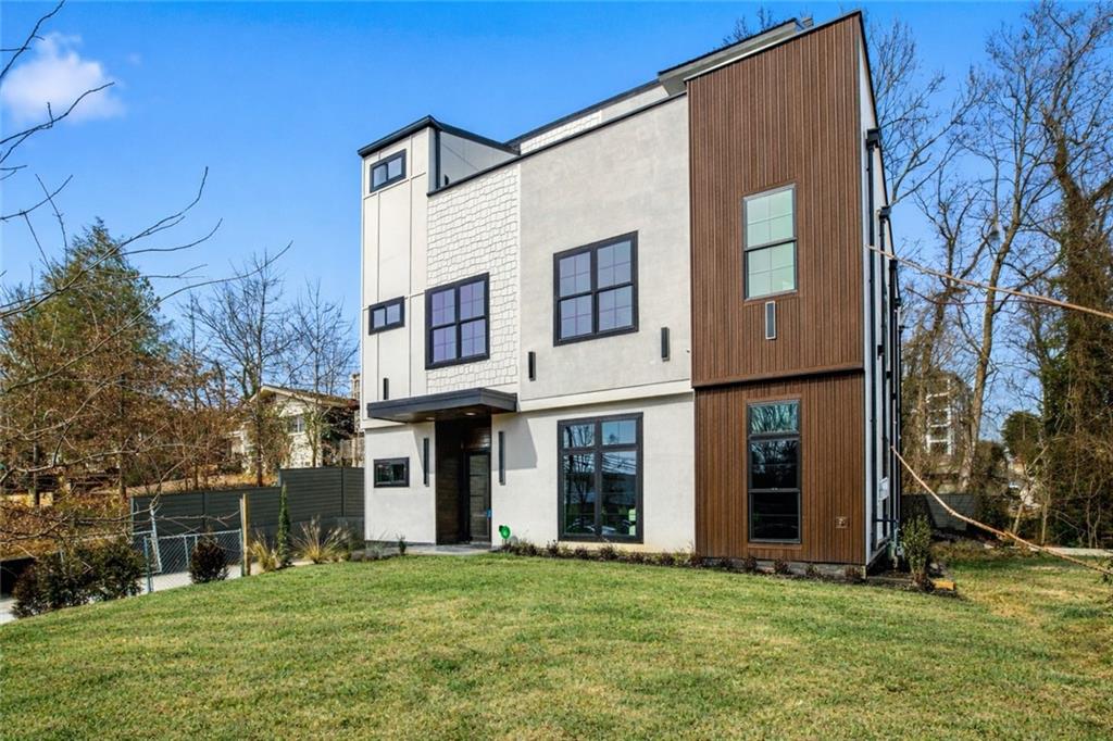 320 Hammond Drive