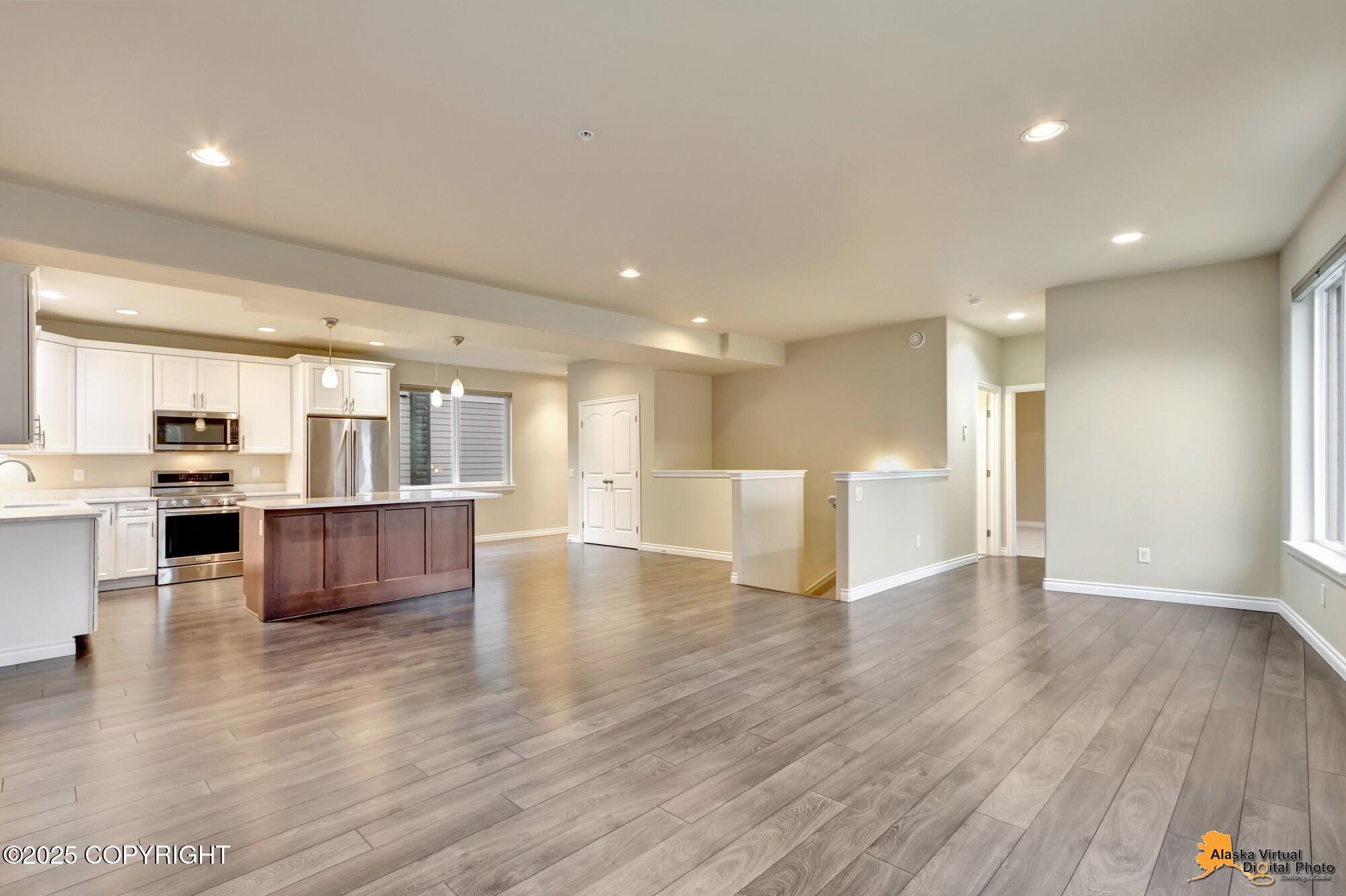 607 PACIFIC Place