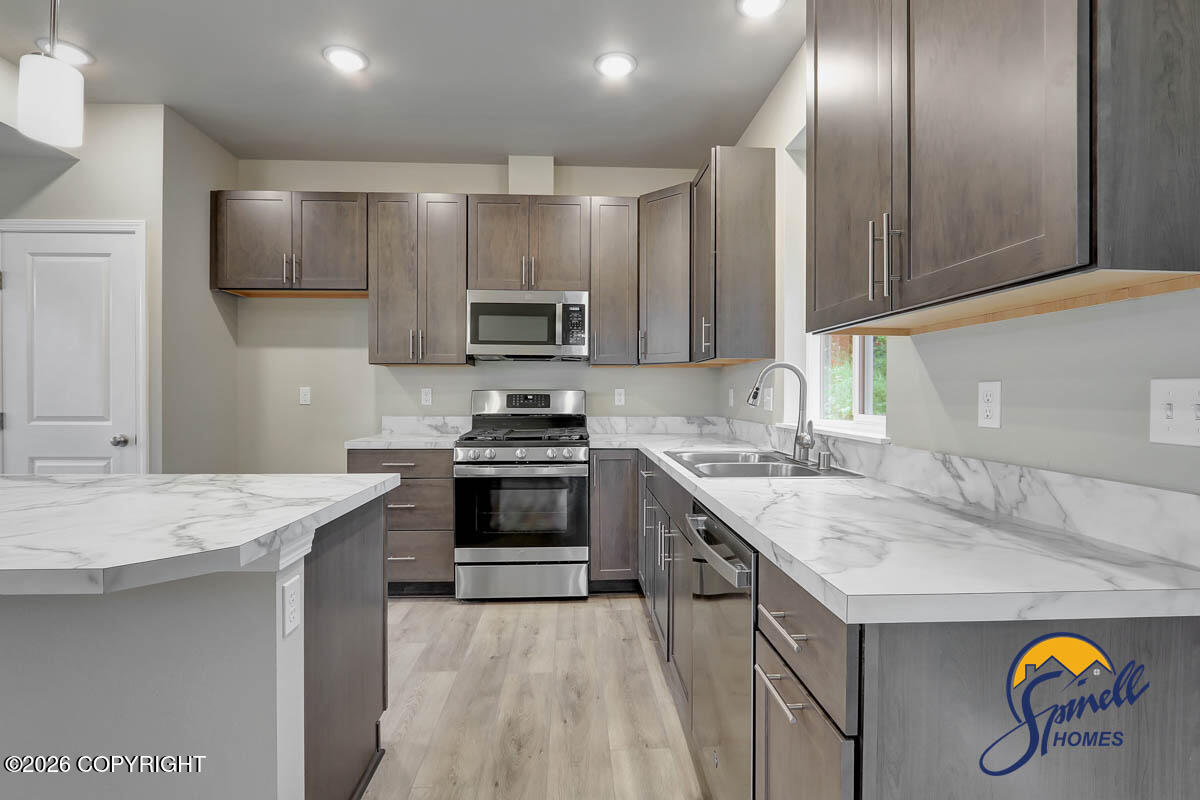 12233 Vista Ridge Loop