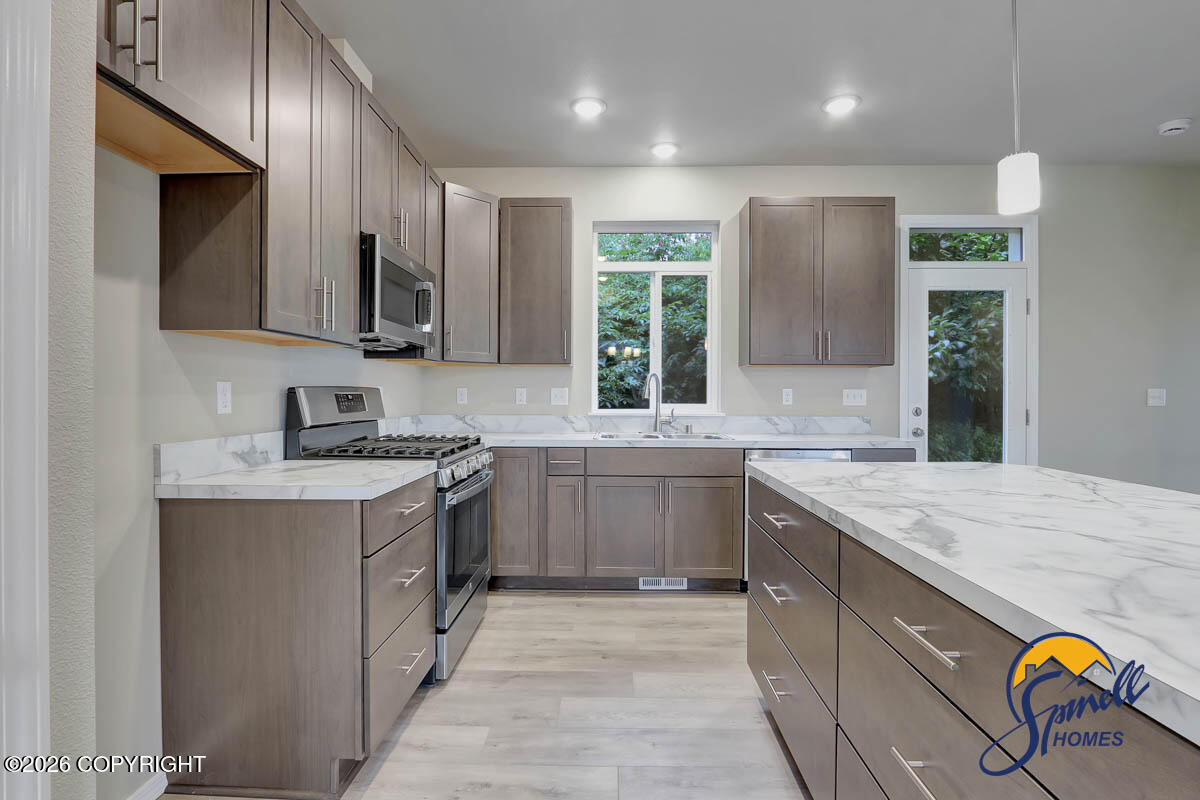 12233 Vista Ridge Loop