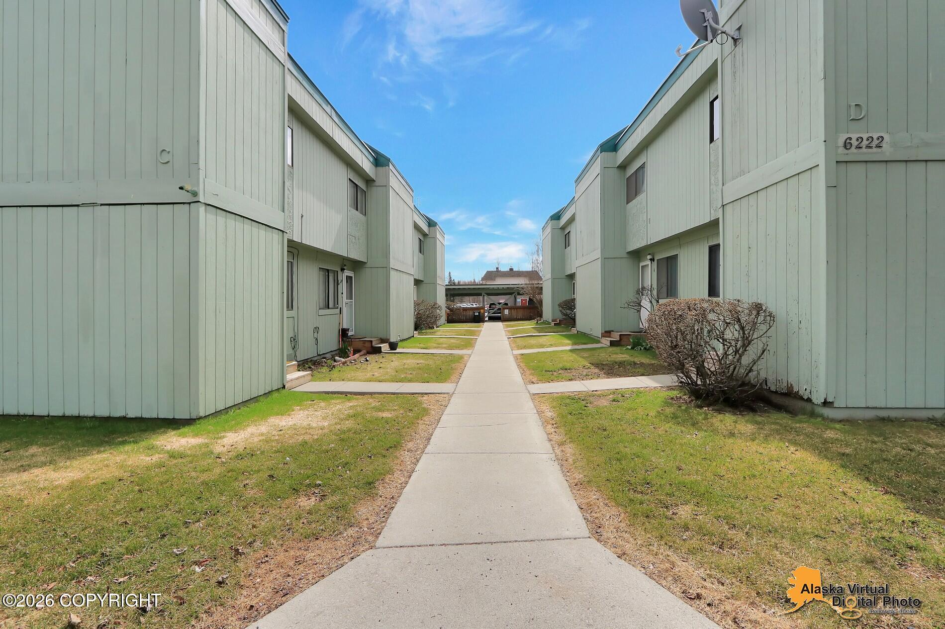 6222 E 12th Avenue # D1 Unit: #D1