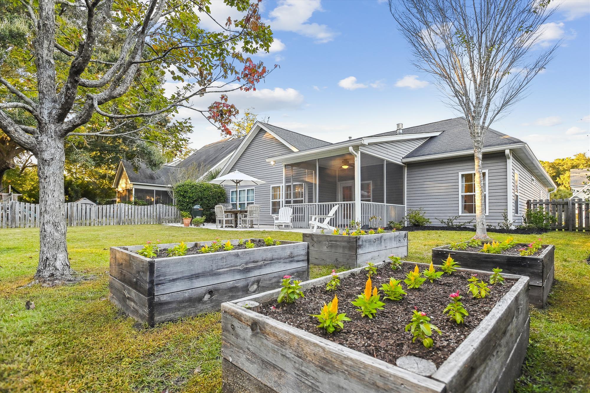 1533 Maple Grove Drive