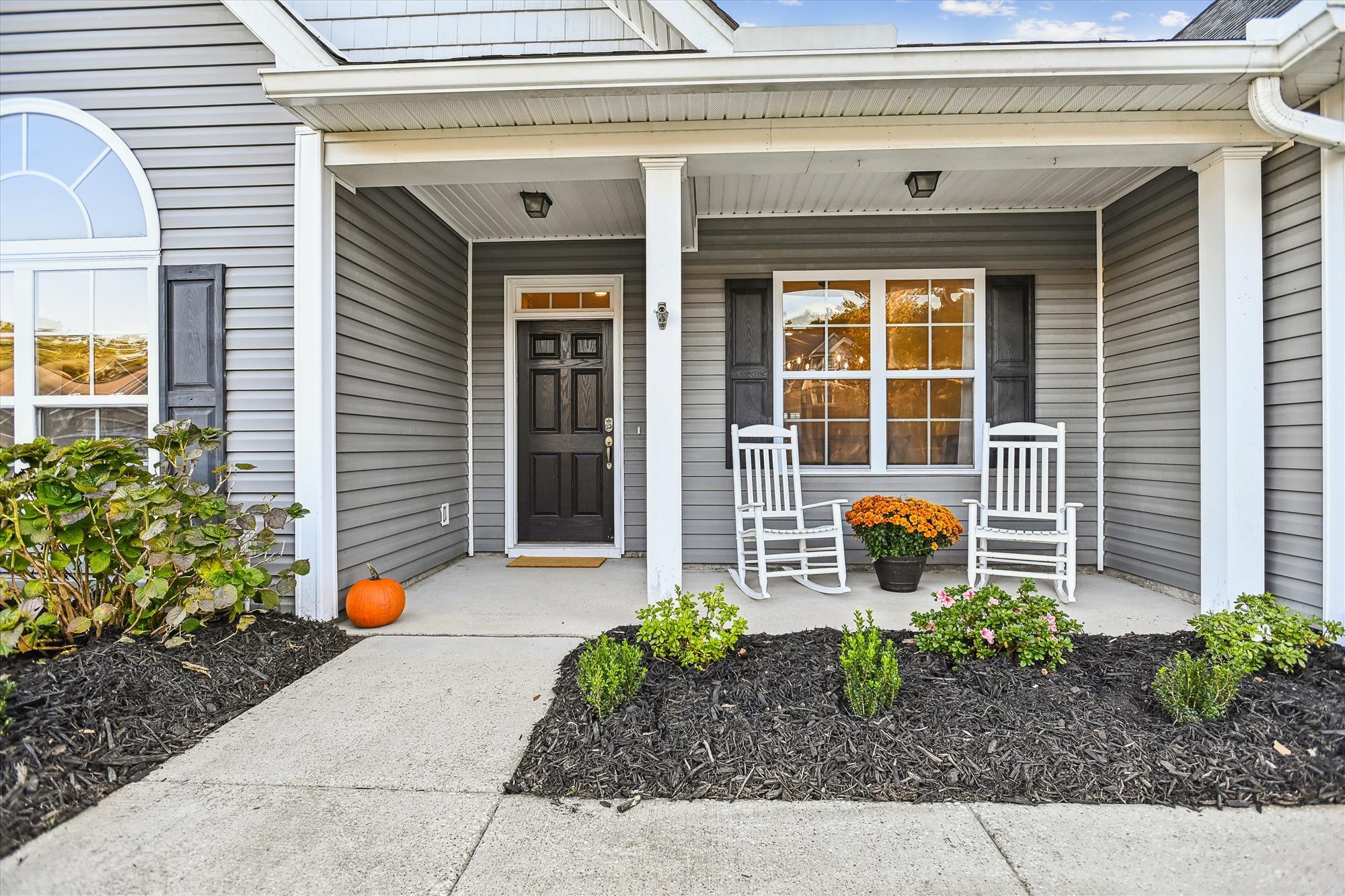 1533 Maple Grove Drive