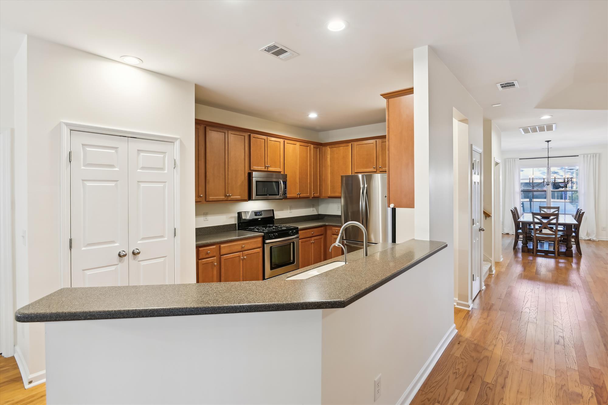 1533 Maple Grove Drive