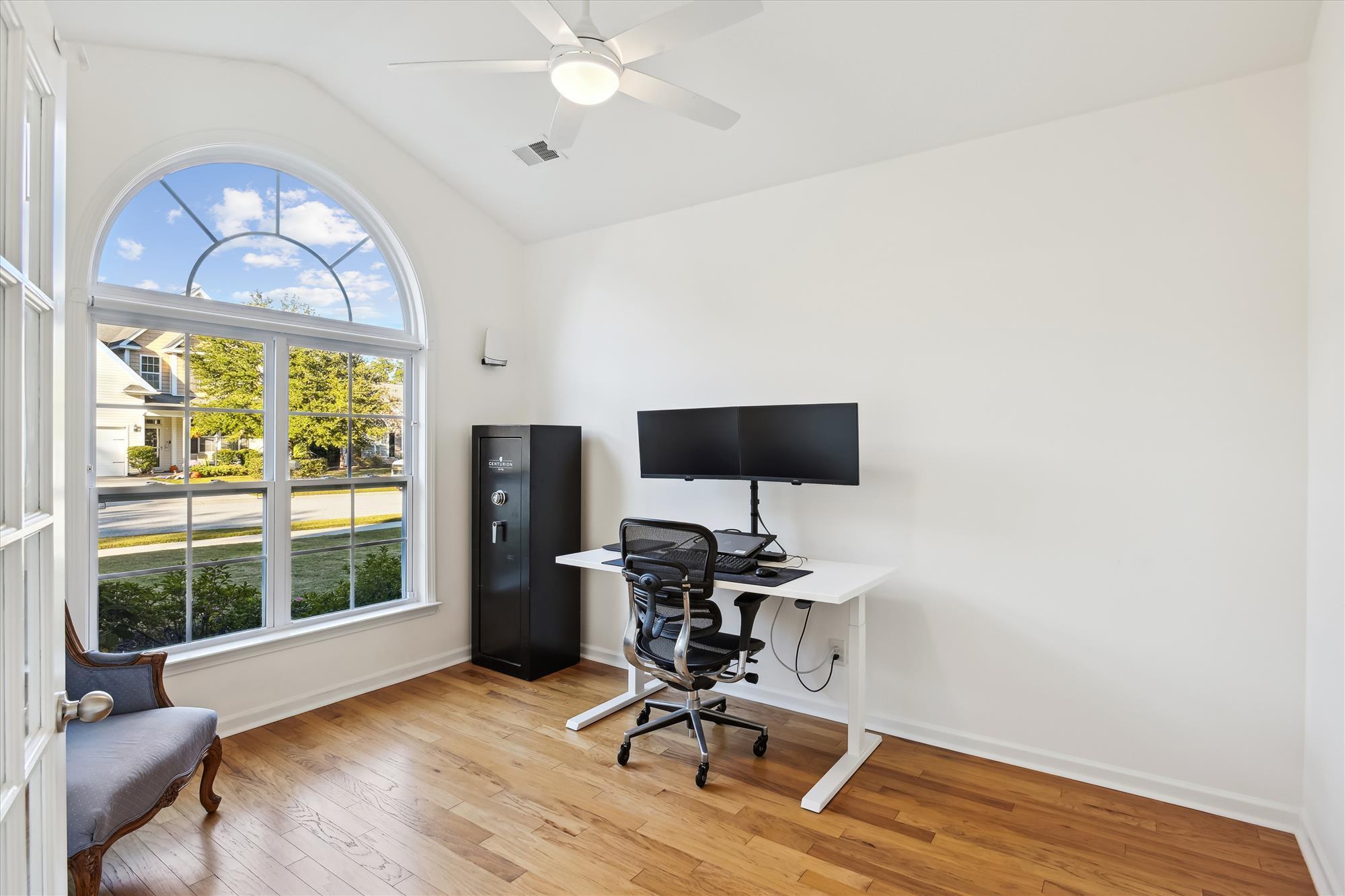 1533 Maple Grove Drive