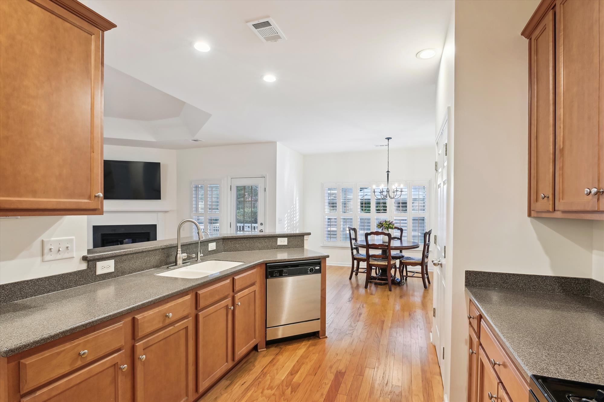 1533 Maple Grove Drive