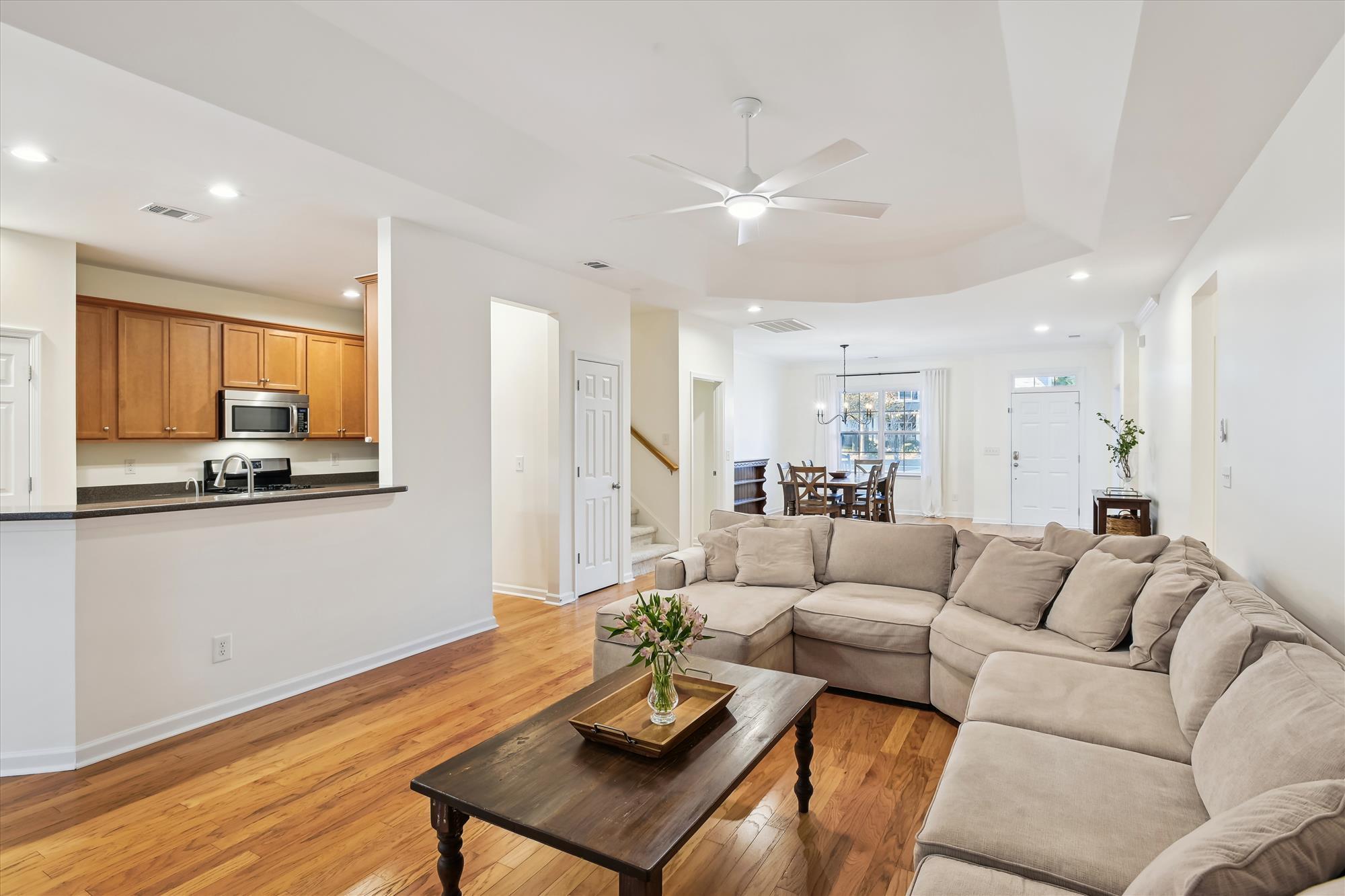 1533 Maple Grove Drive