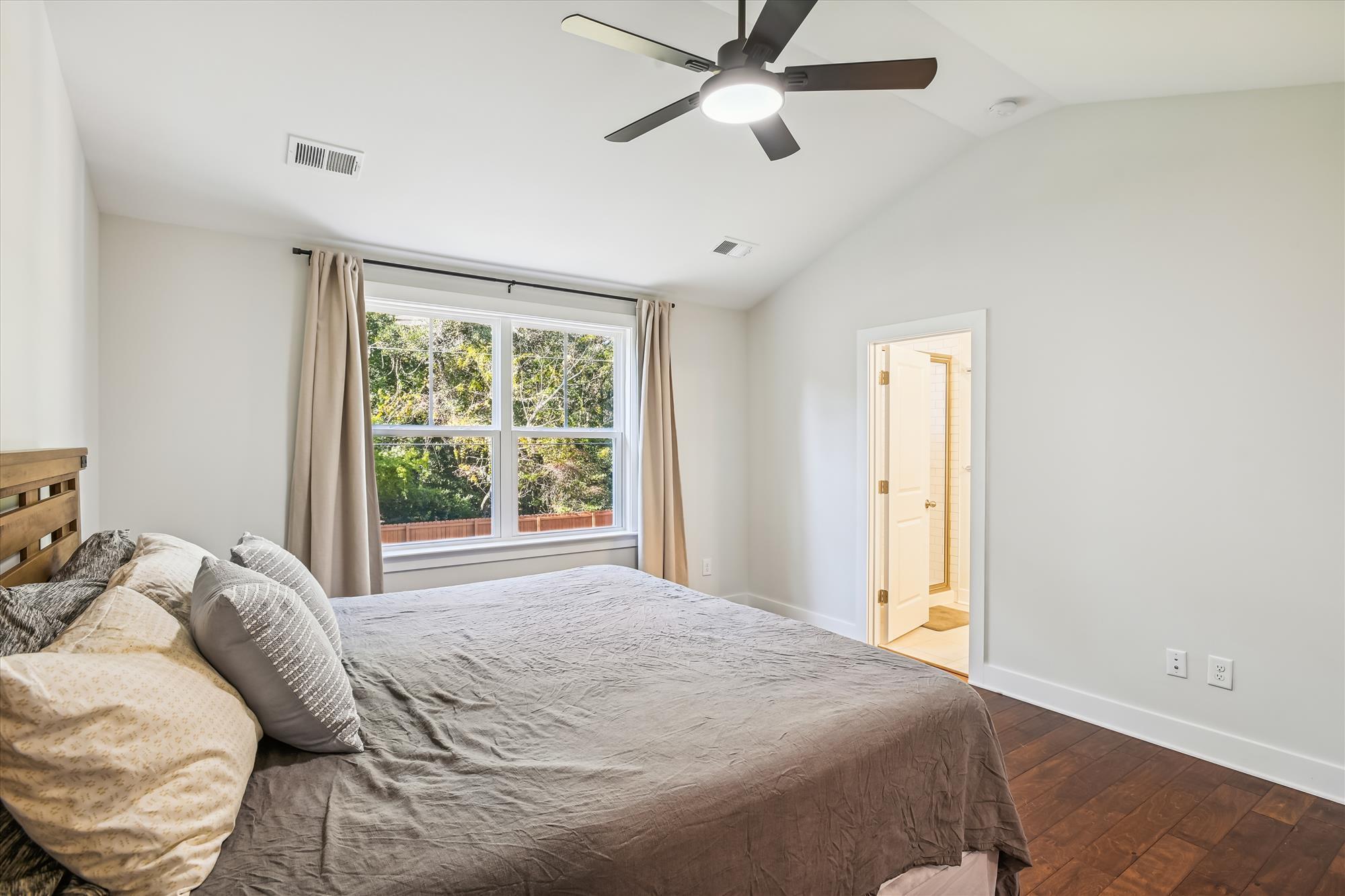 2874 Landed Gentry Way