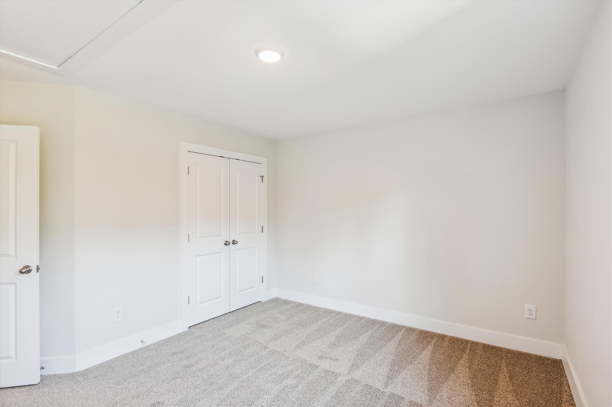 2874 Landed Gentry Way