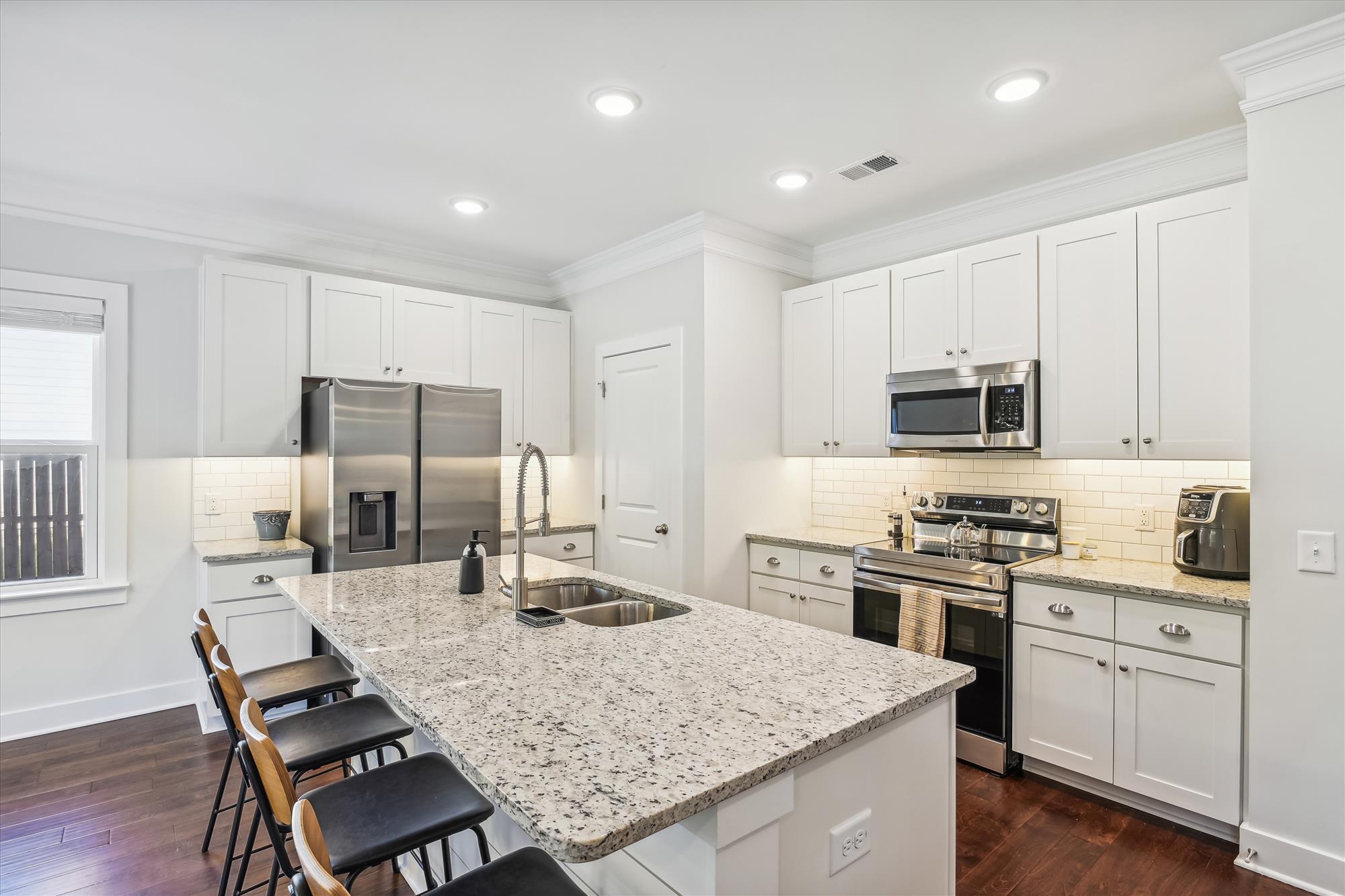 2874 Landed Gentry Way