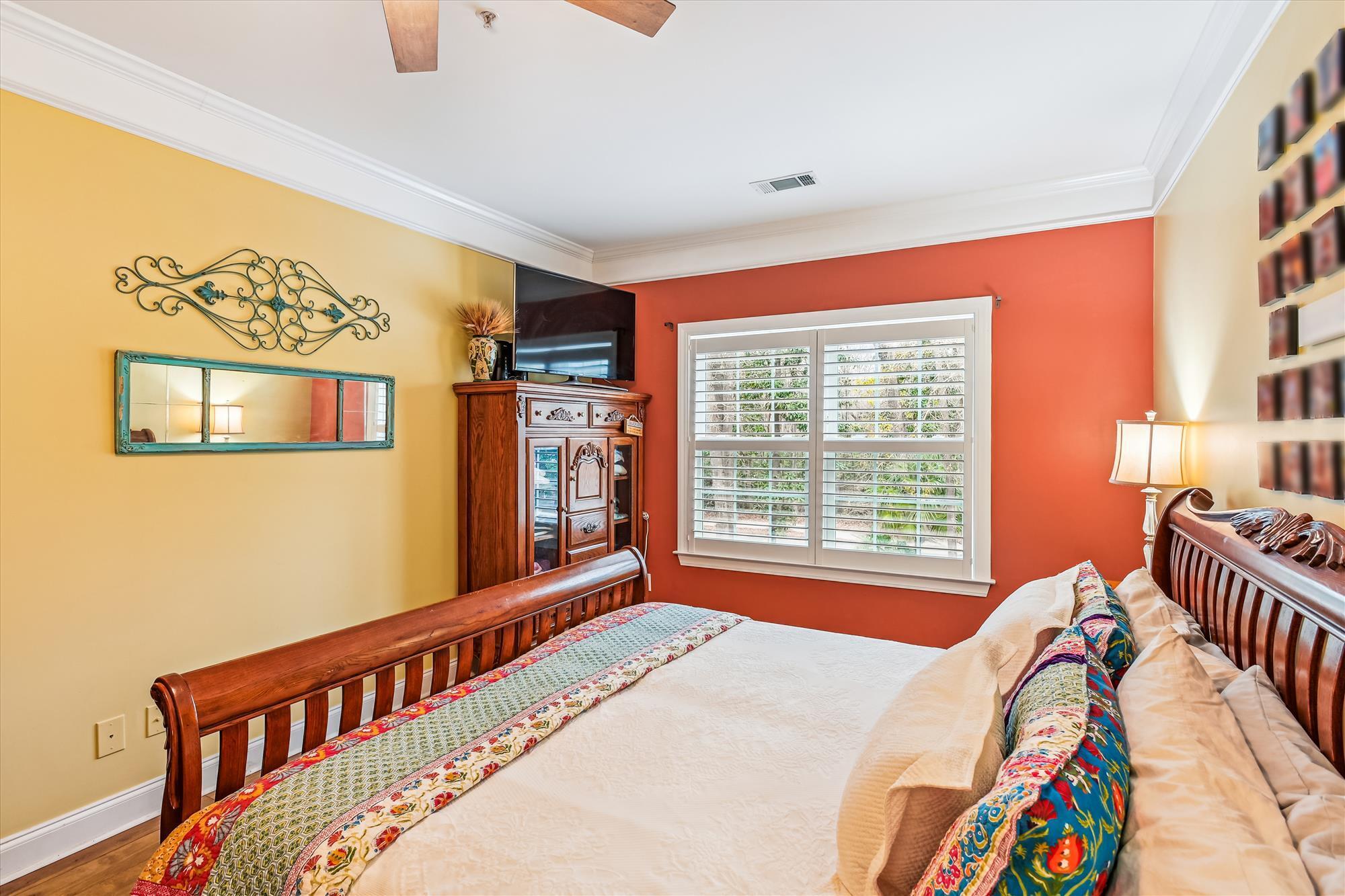 1025 Riverland Woods Place # 213