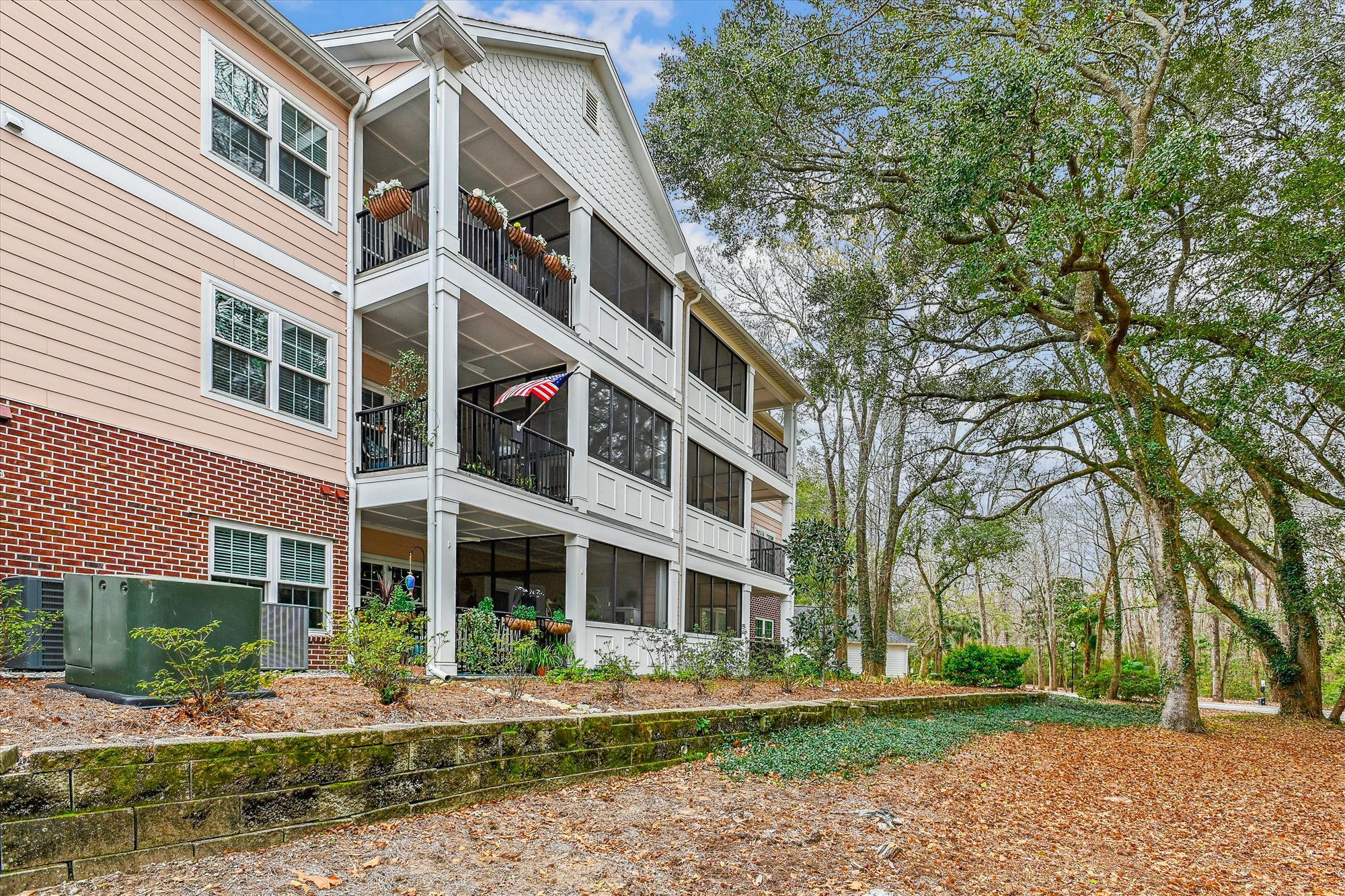 1025 Riverland Woods Place # 213