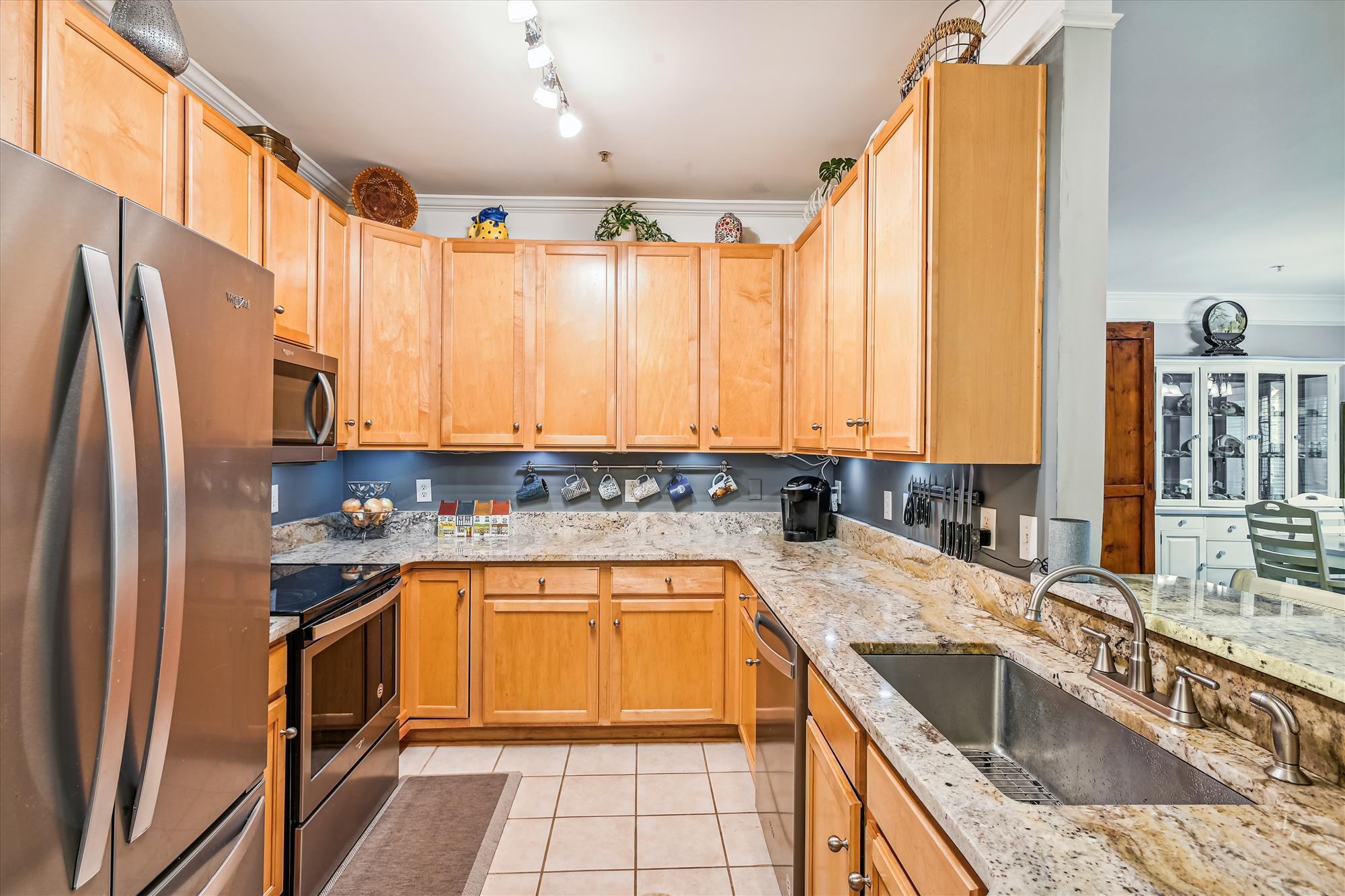 1025 Riverland Woods Place # 213