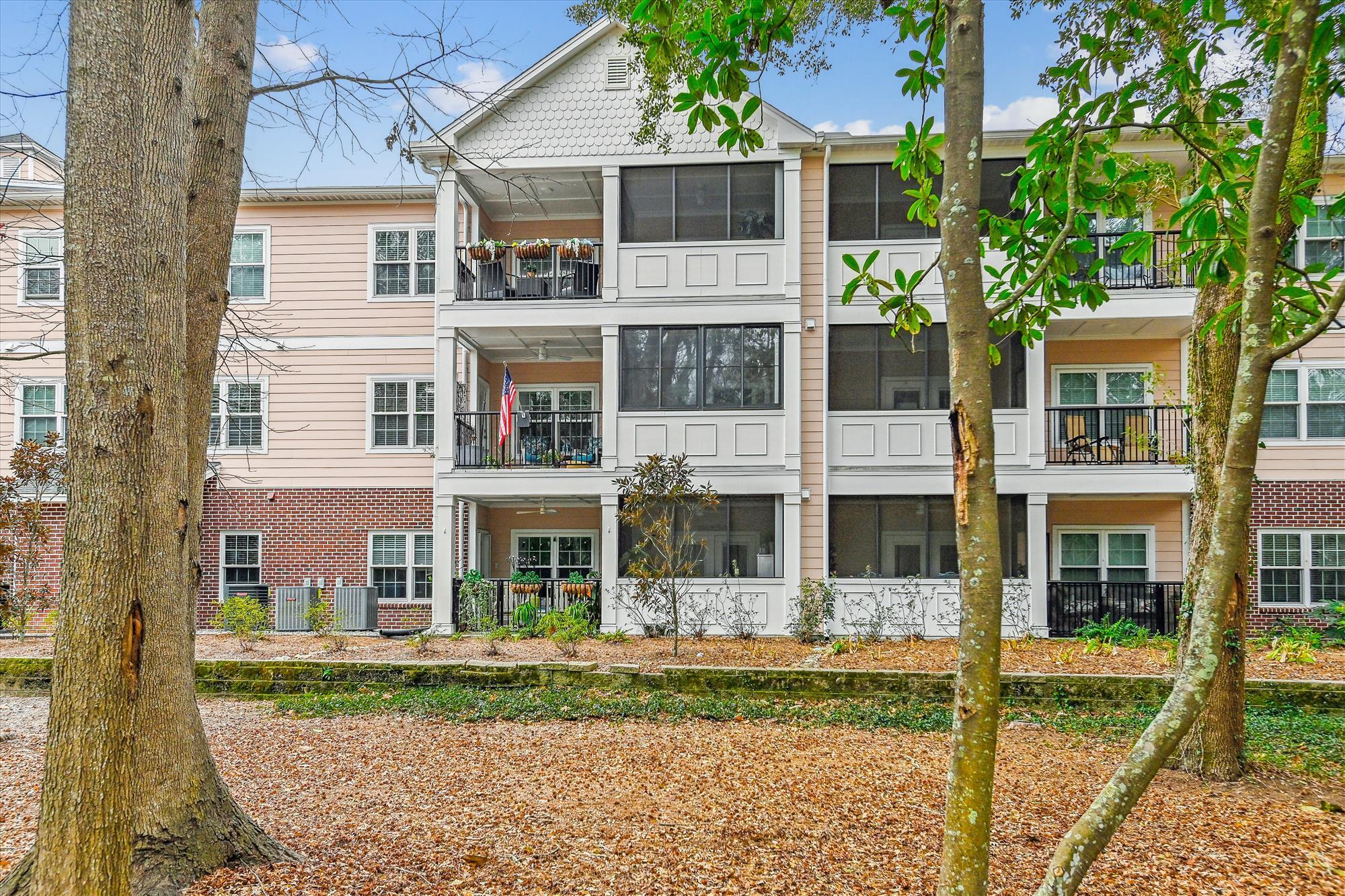 1025 Riverland Woods Place # 213