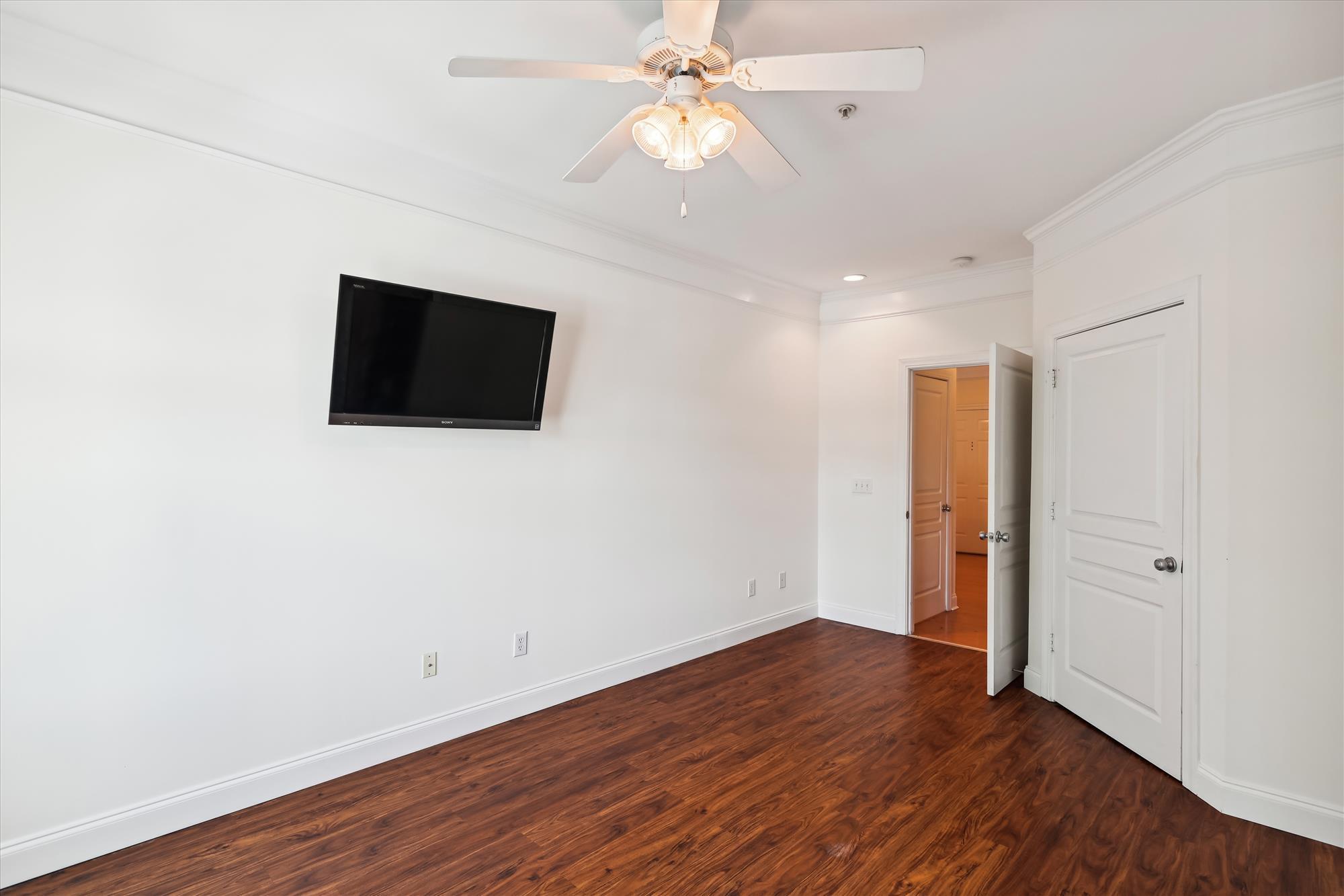 1025 Riverland Woods Place # 217