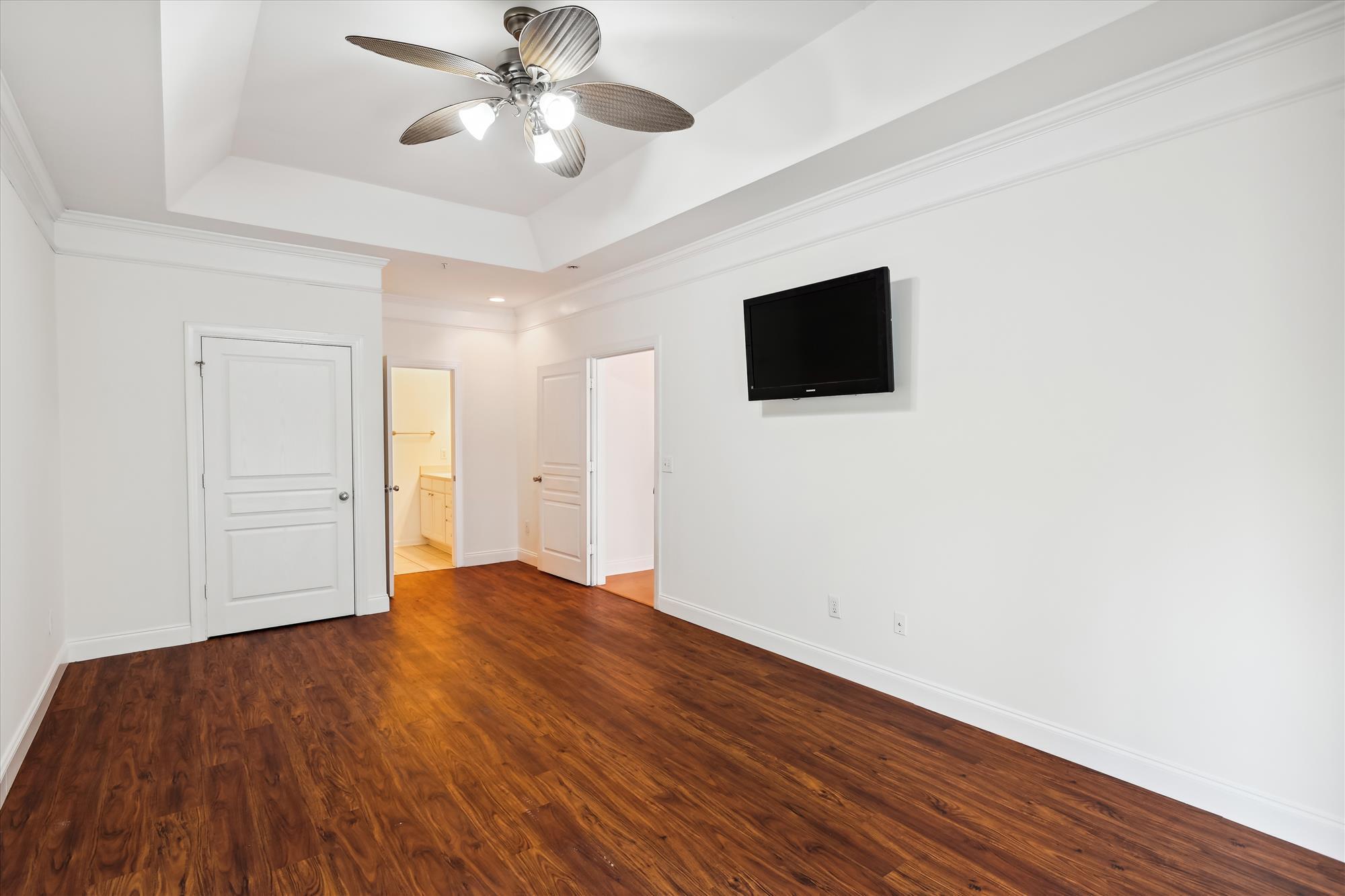 1025 Riverland Woods Place # 217