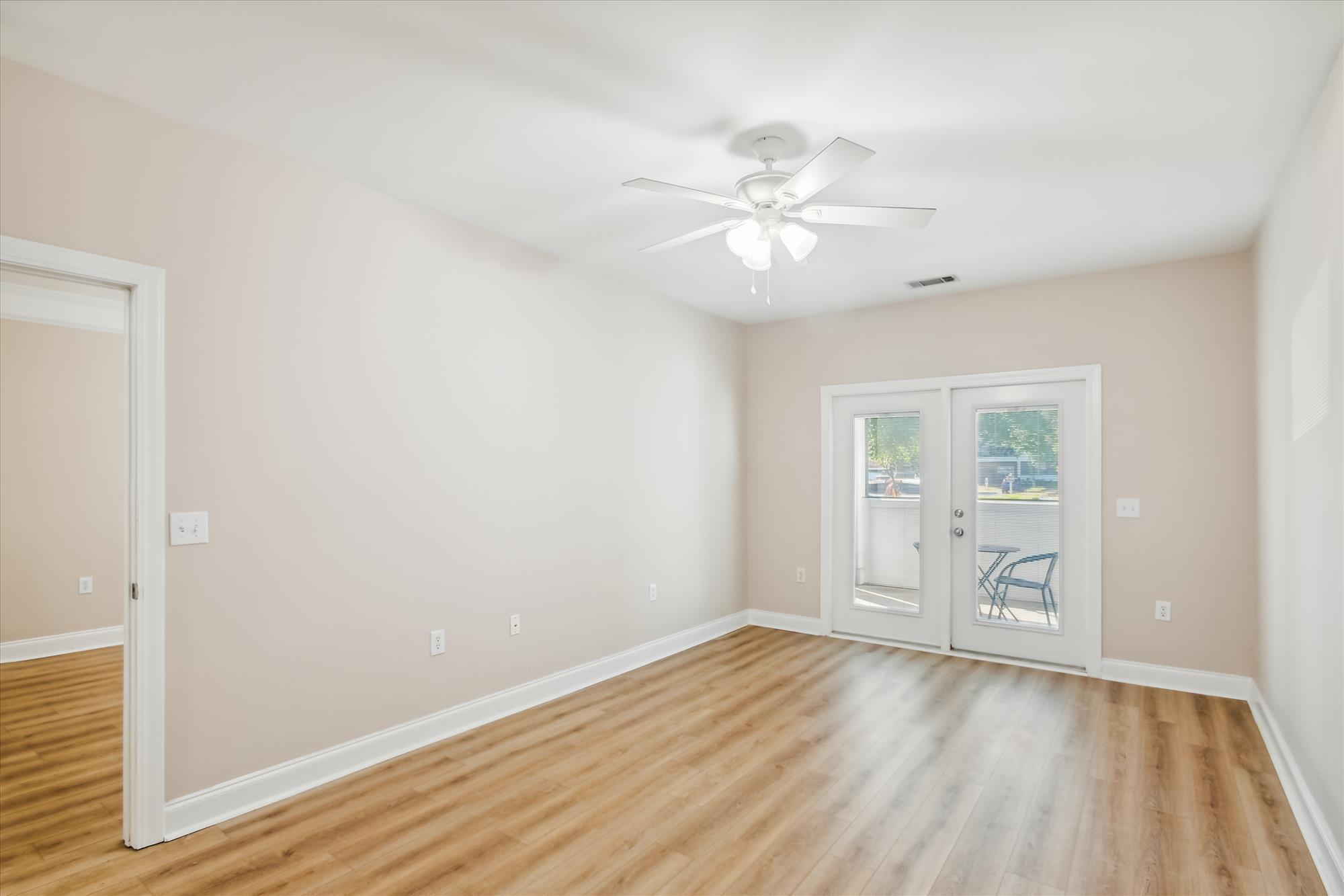 1025 Riverland Woods Place # 201