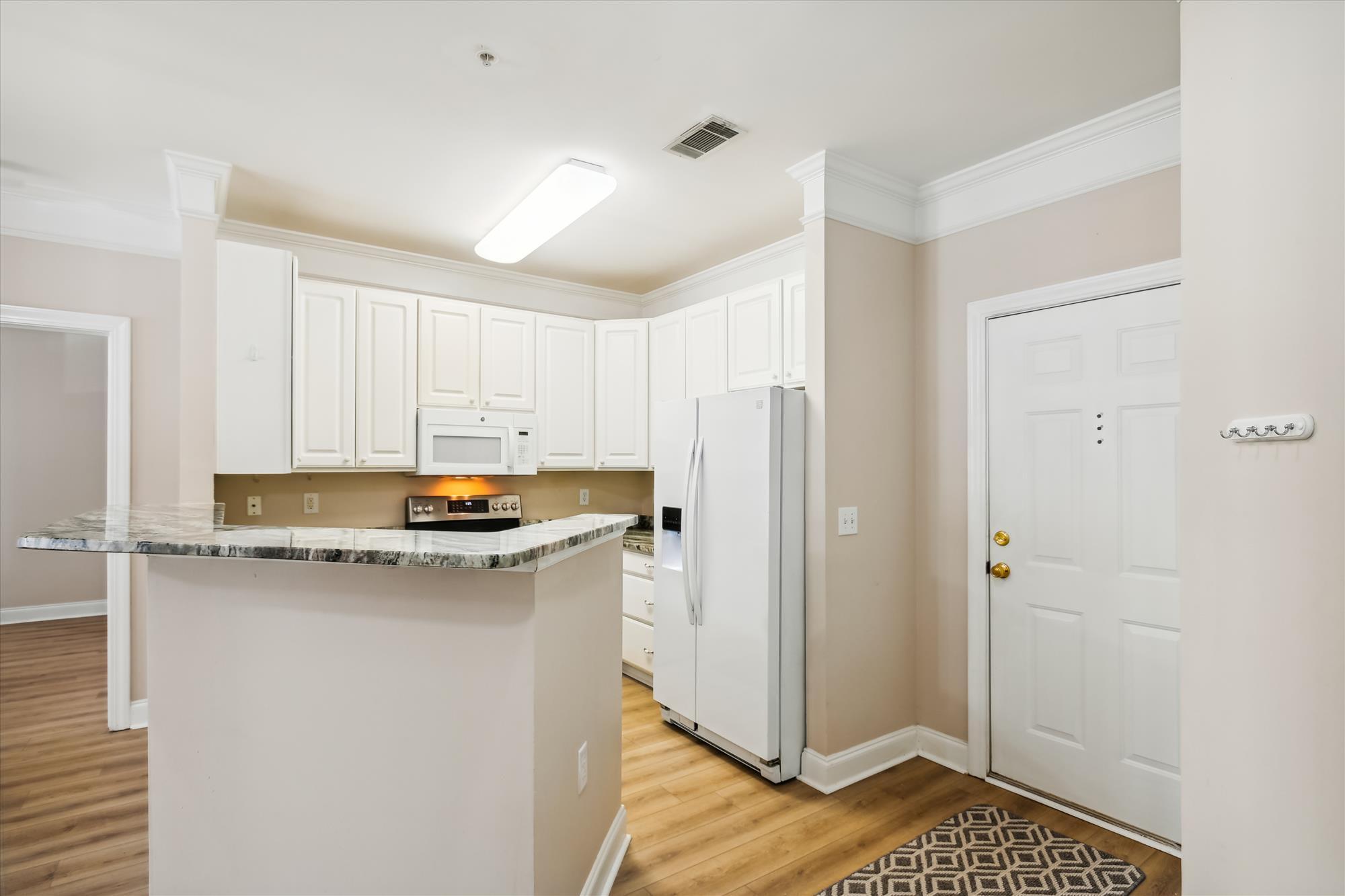 1025 Riverland Woods Place # 201