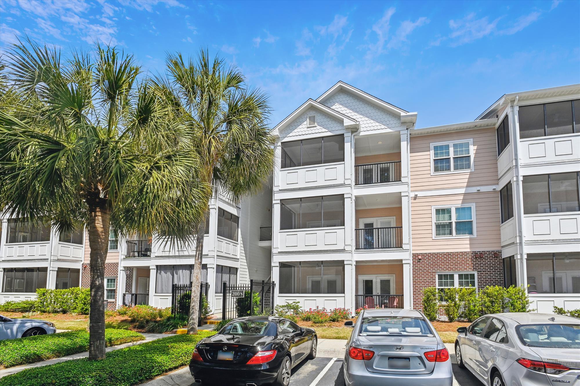 1025 Riverland Woods Place # 201