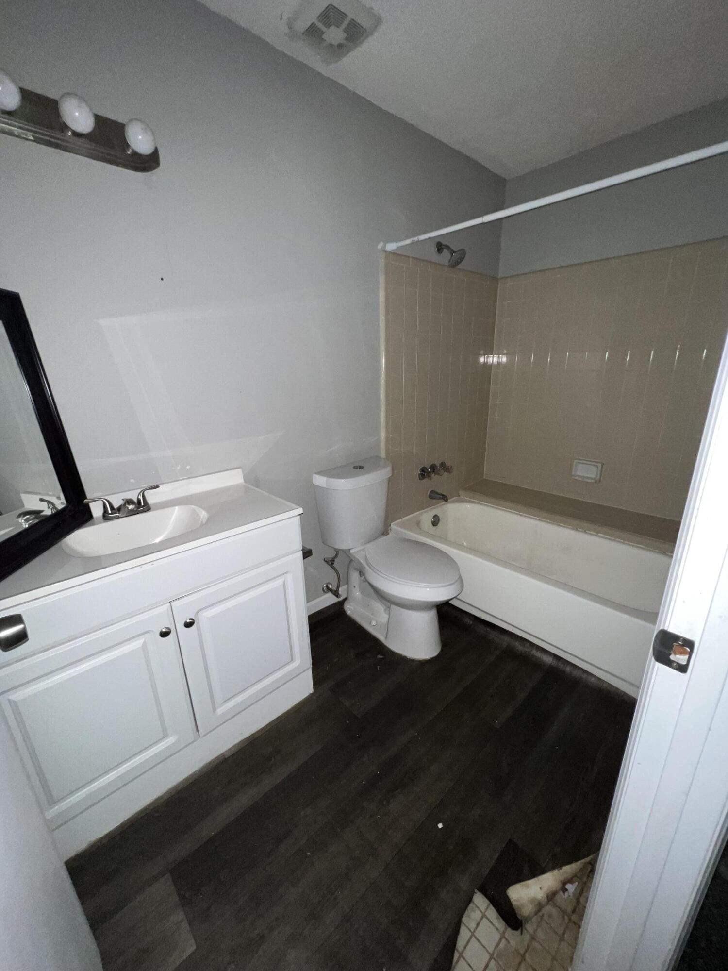 4606 River Run Court