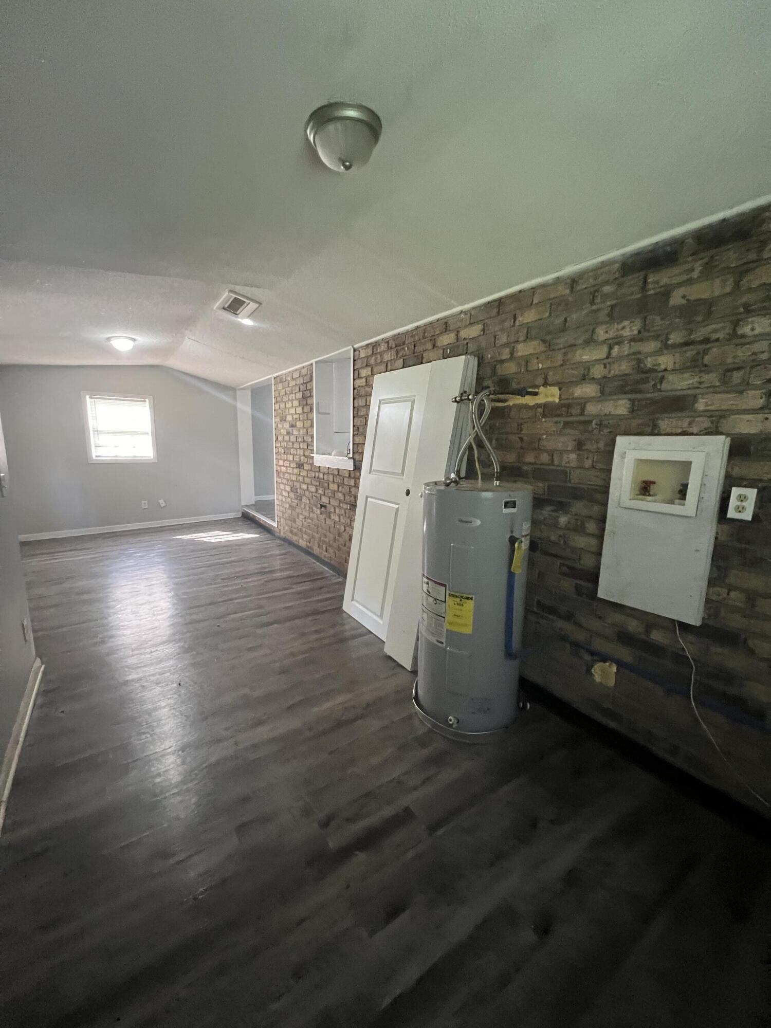 4506 Hardwood Street