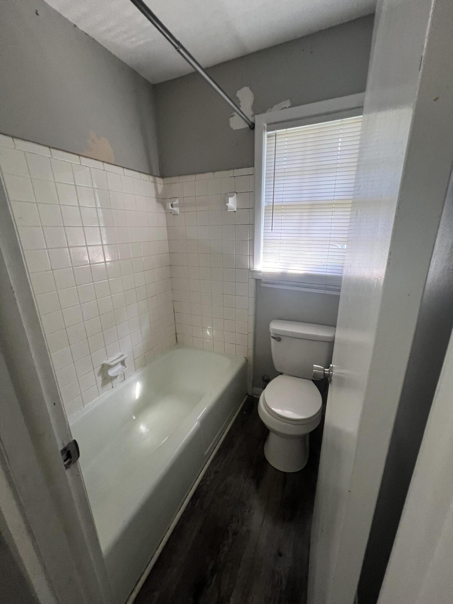 4506 Hardwood Street