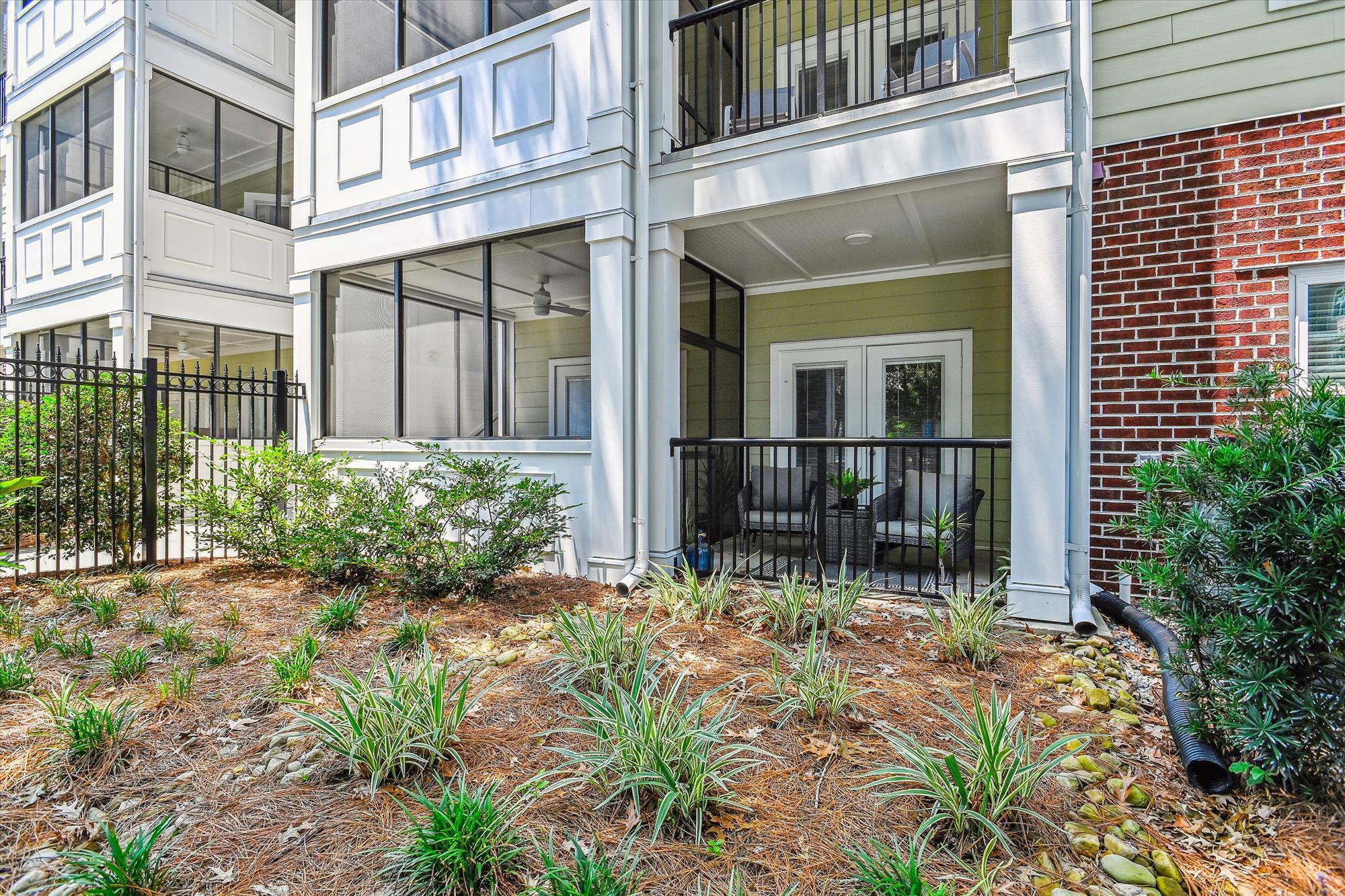 1025 Riverland Woods Place # 101