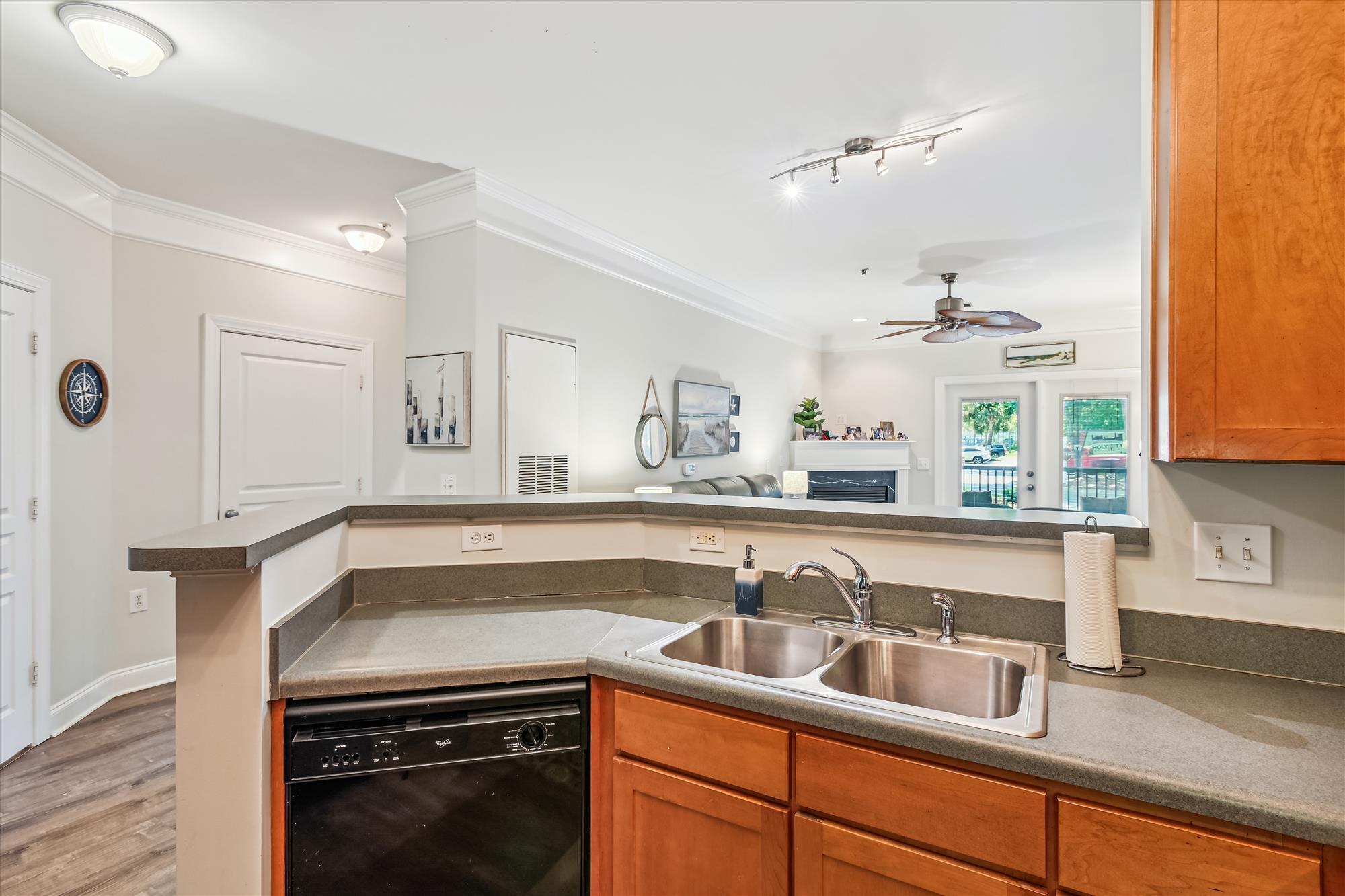 1025 Riverland Woods Place # 101