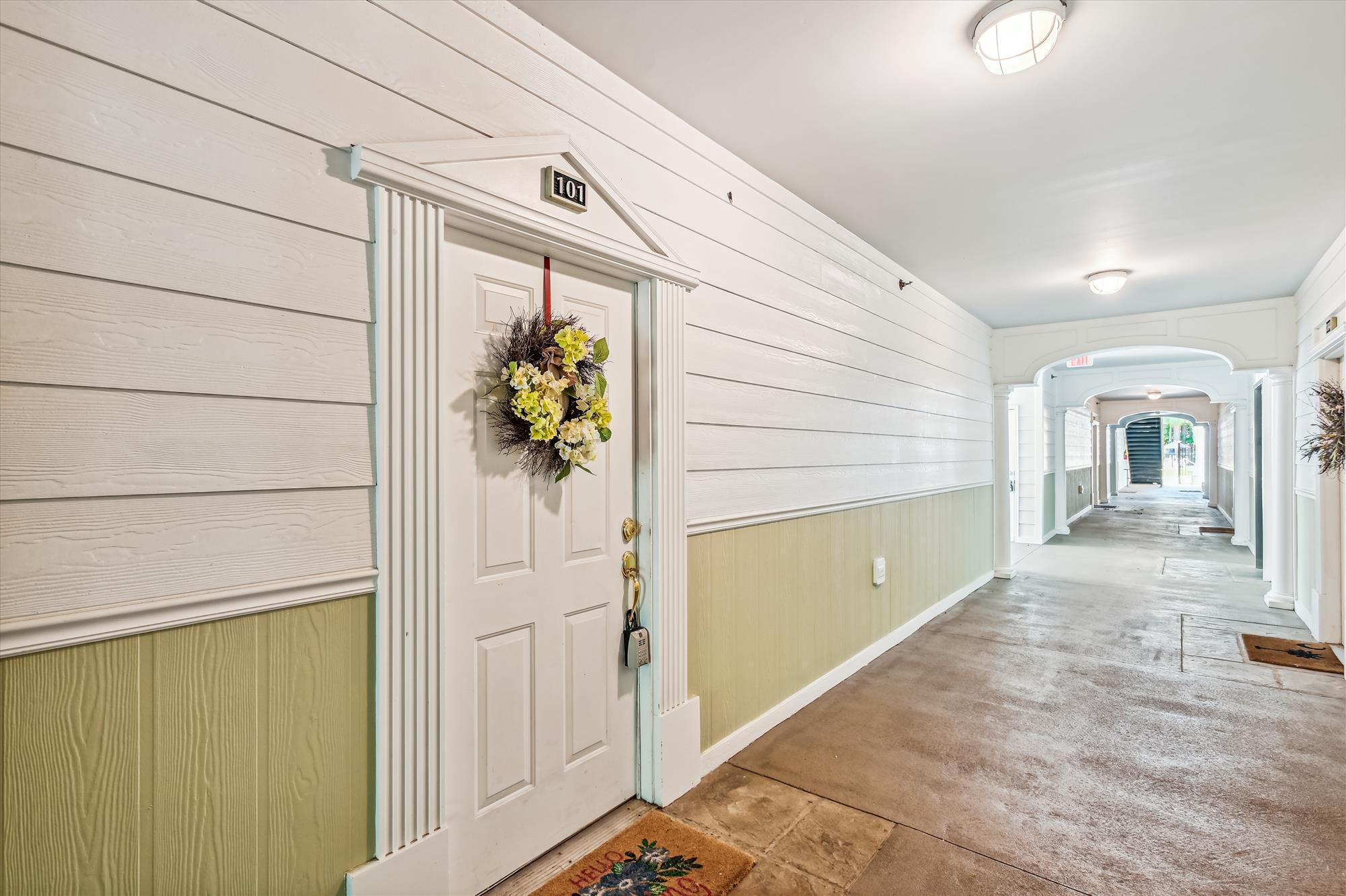 1025 Riverland Woods Place # 101