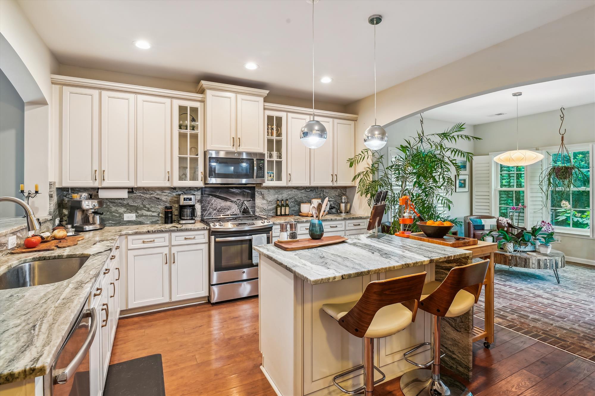 1658 Sparkleberry Lane