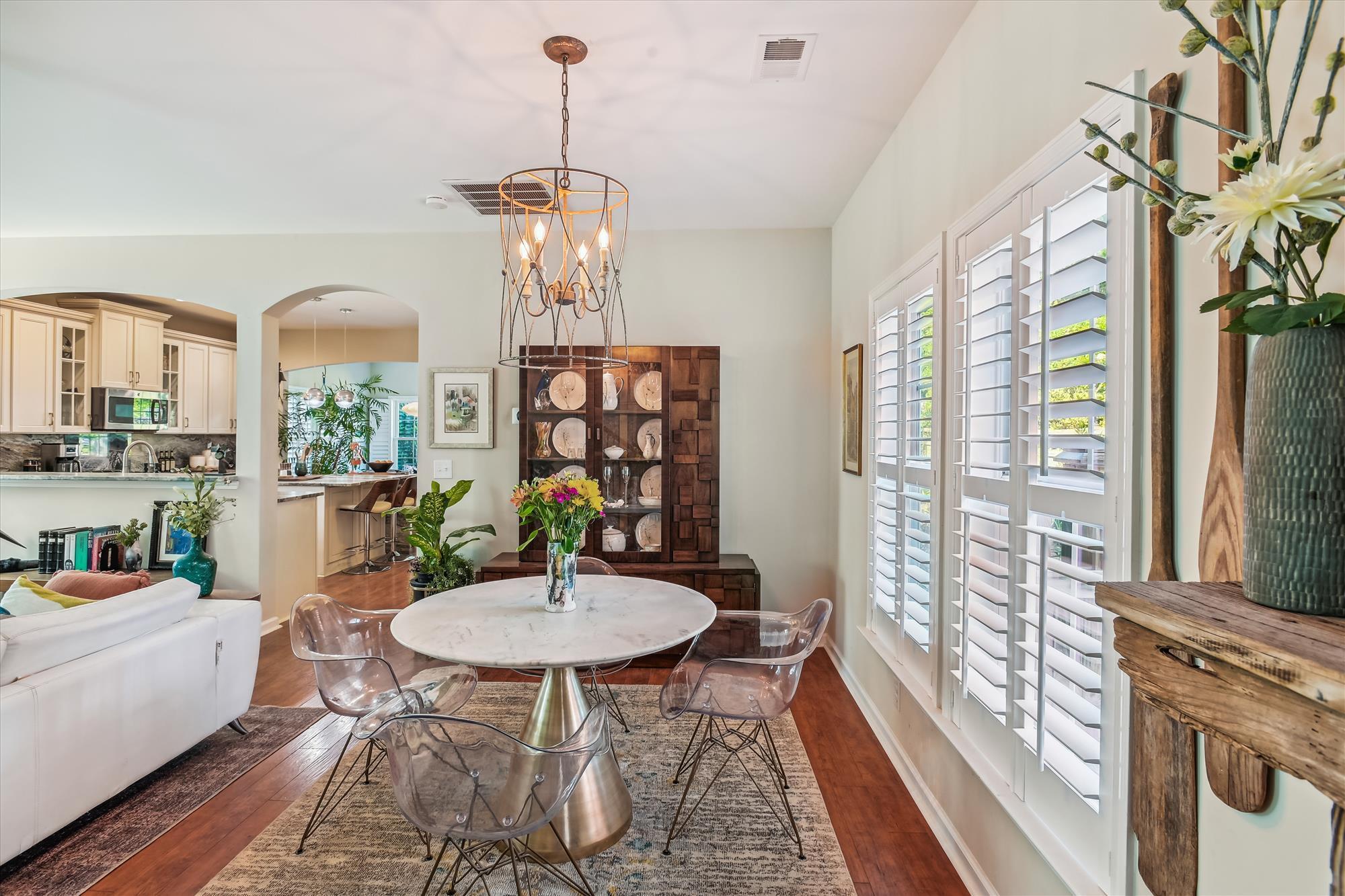 1658 Sparkleberry Lane