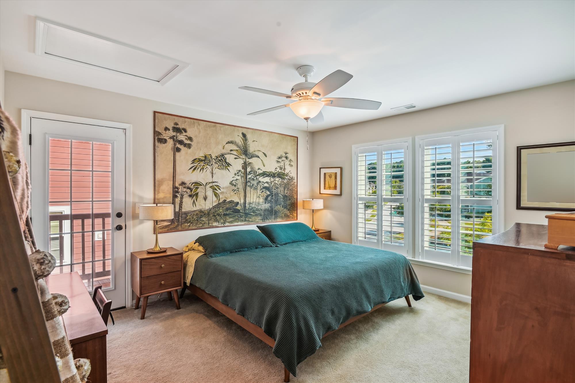 1658 Sparkleberry Lane