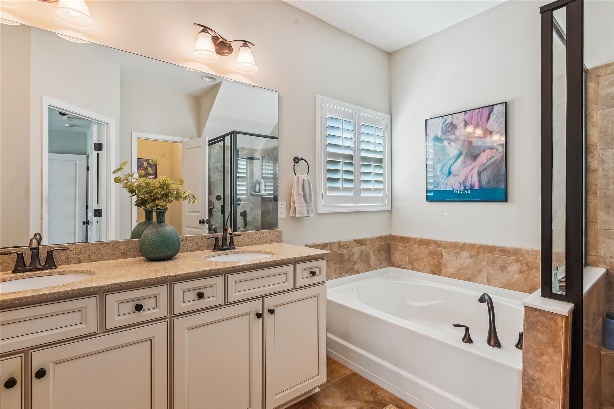 1658 Sparkleberry Lane