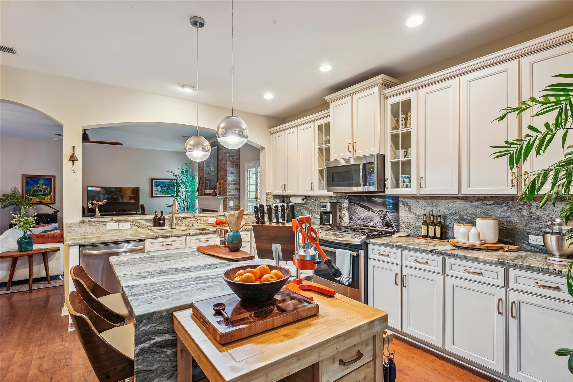 1658 Sparkleberry Lane