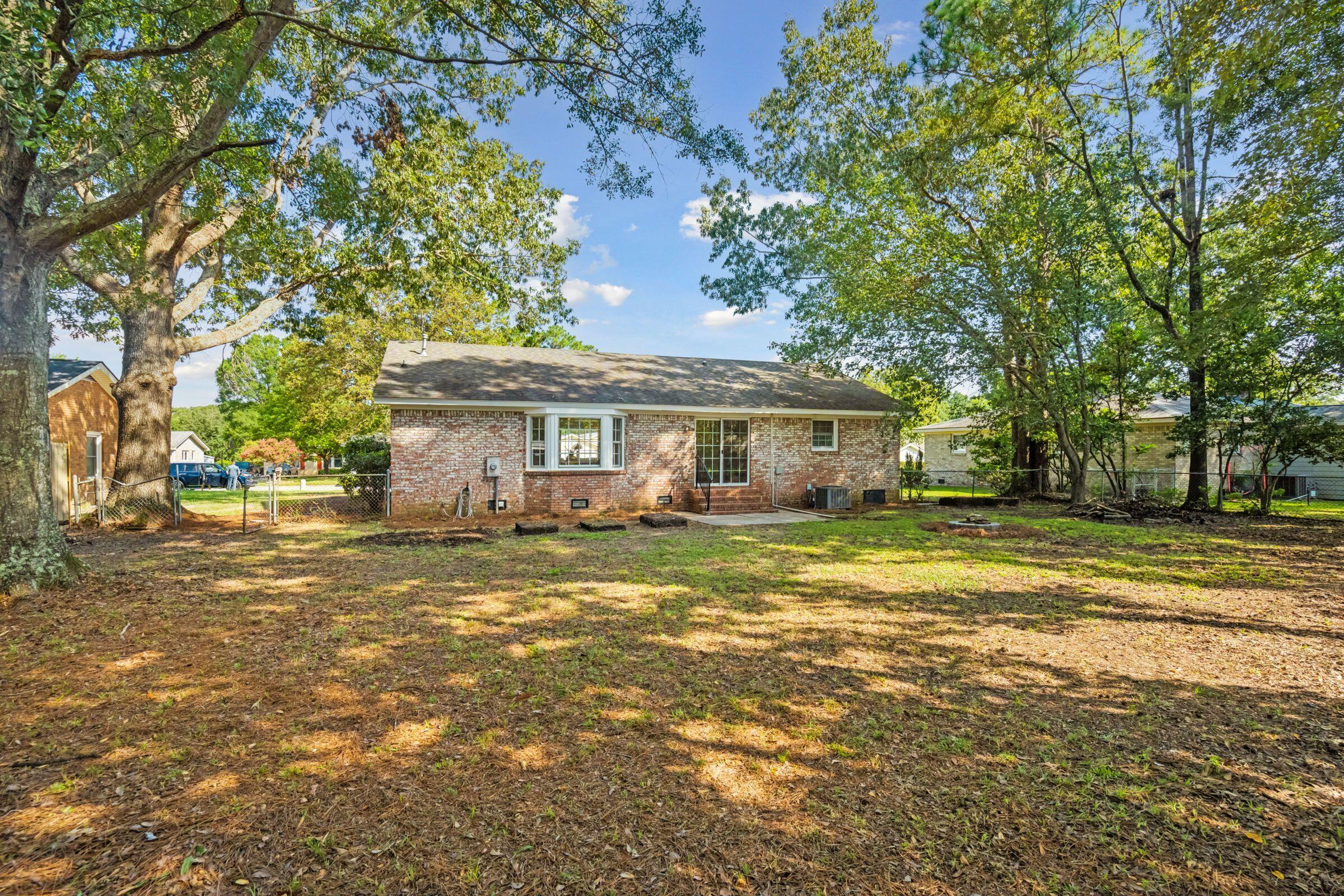 111 Saint James Boulevard