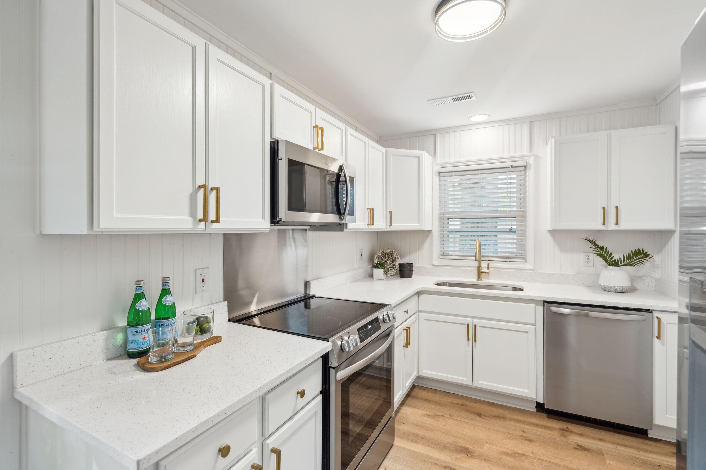 111 Saint James Boulevard