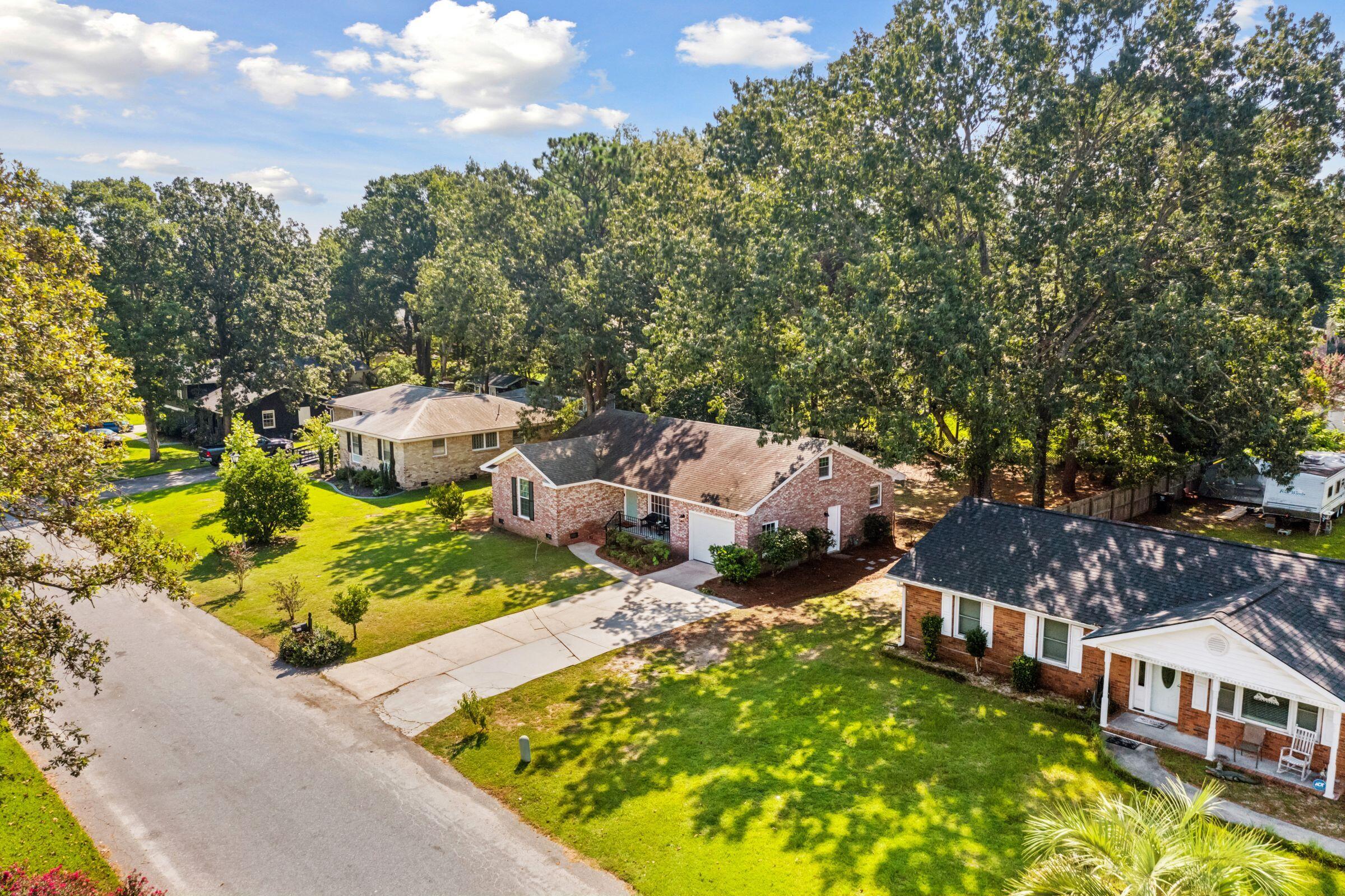 111 Saint James Boulevard