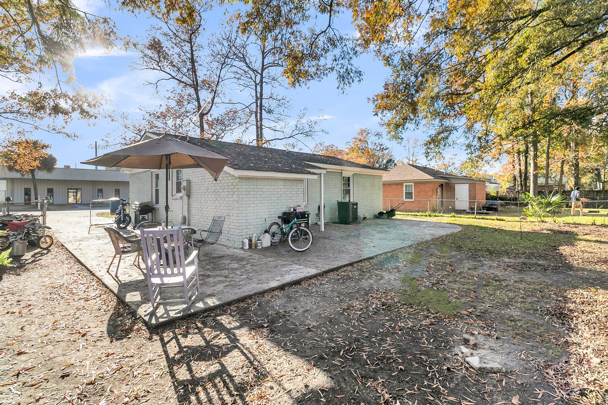 107 Dorchester Manor Boulevard