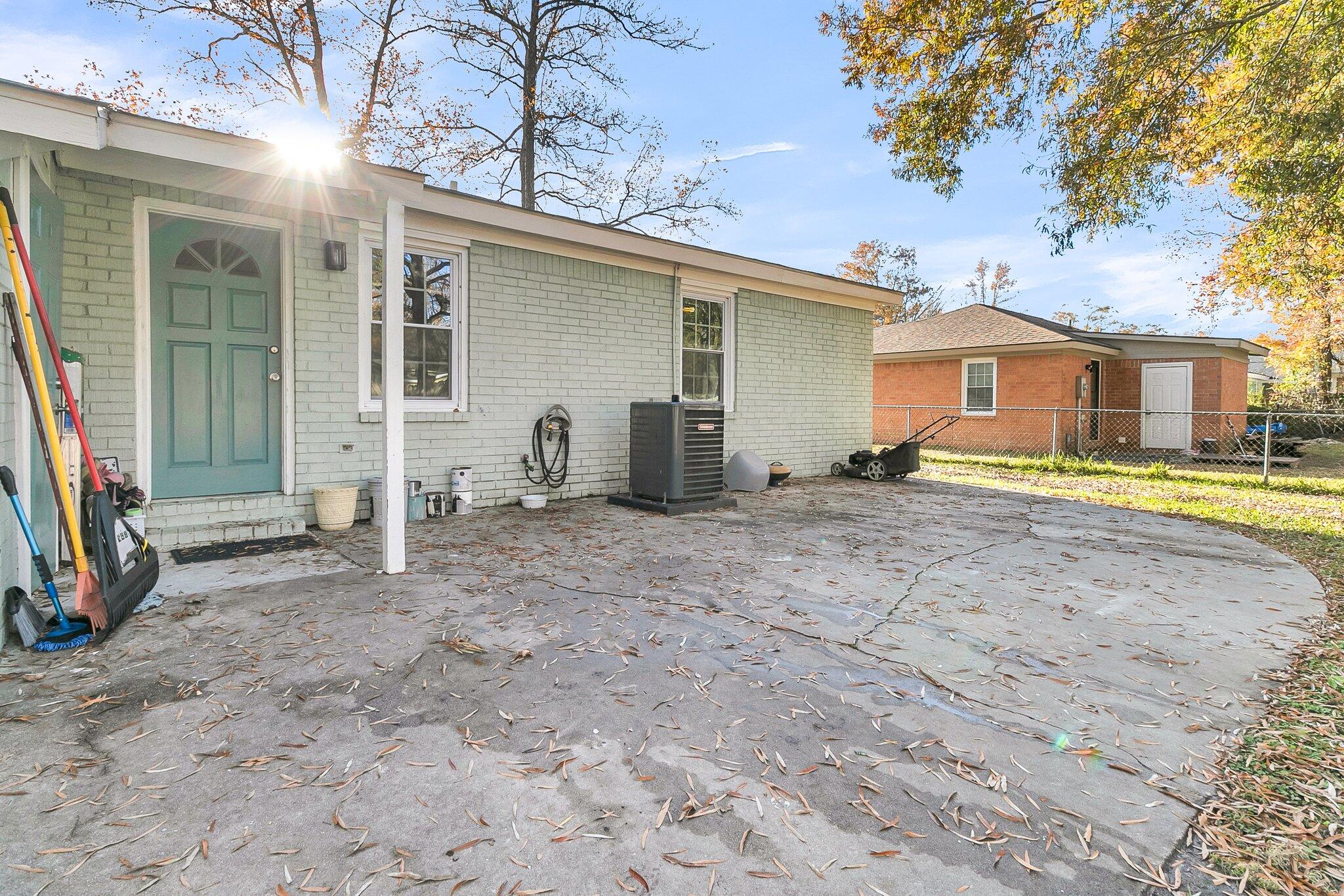 107 Dorchester Manor Boulevard