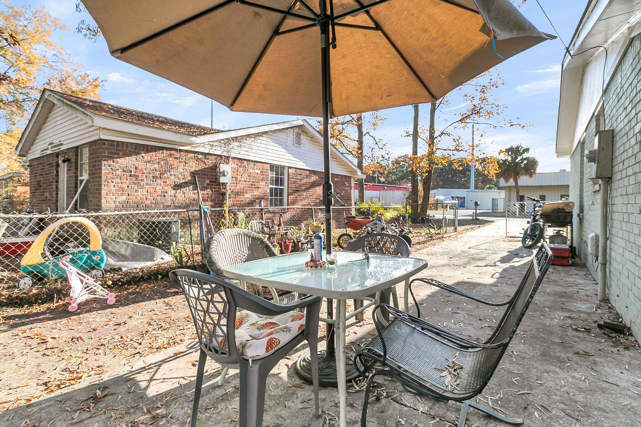 107 Dorchester Manor Boulevard