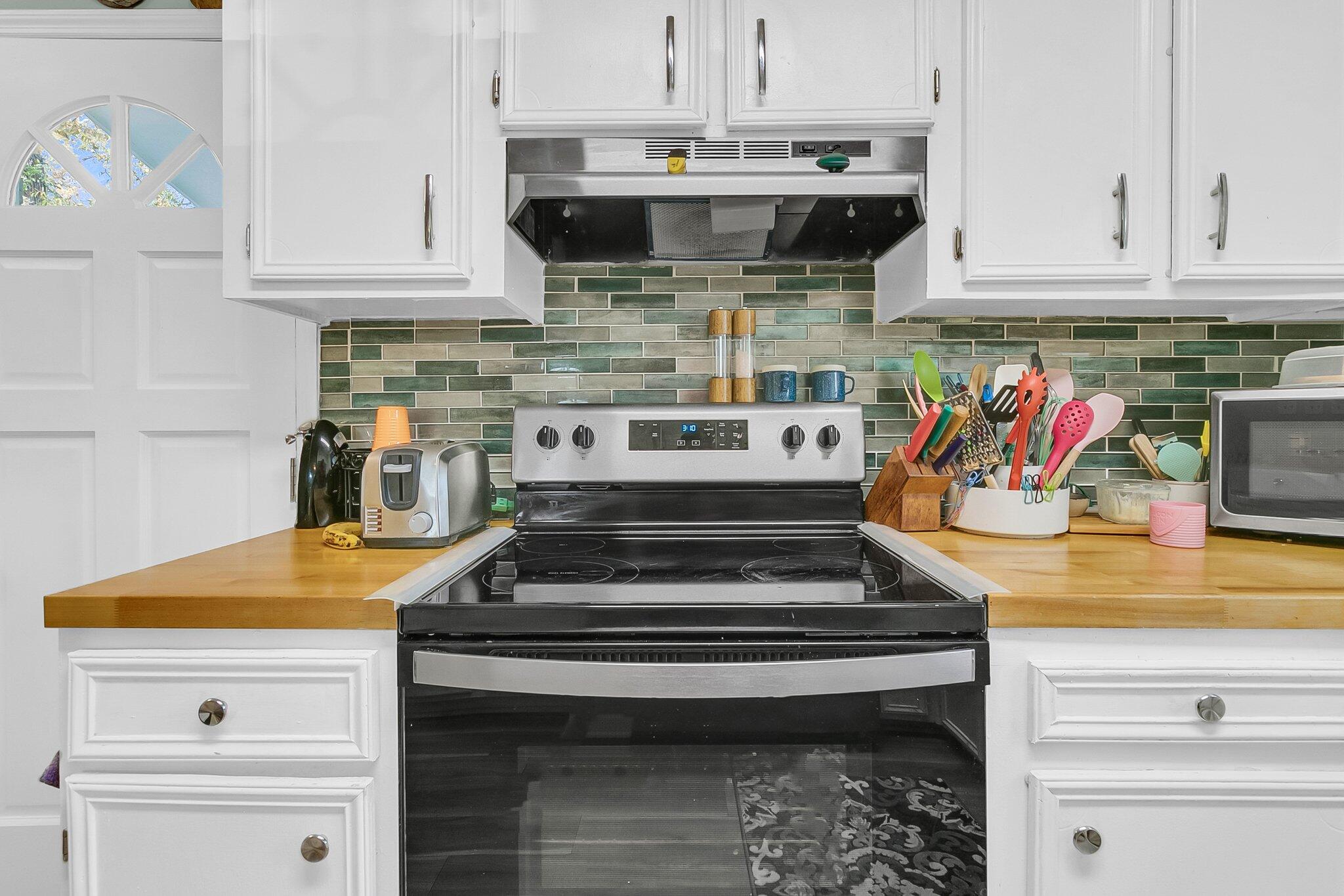 107 Dorchester Manor Boulevard