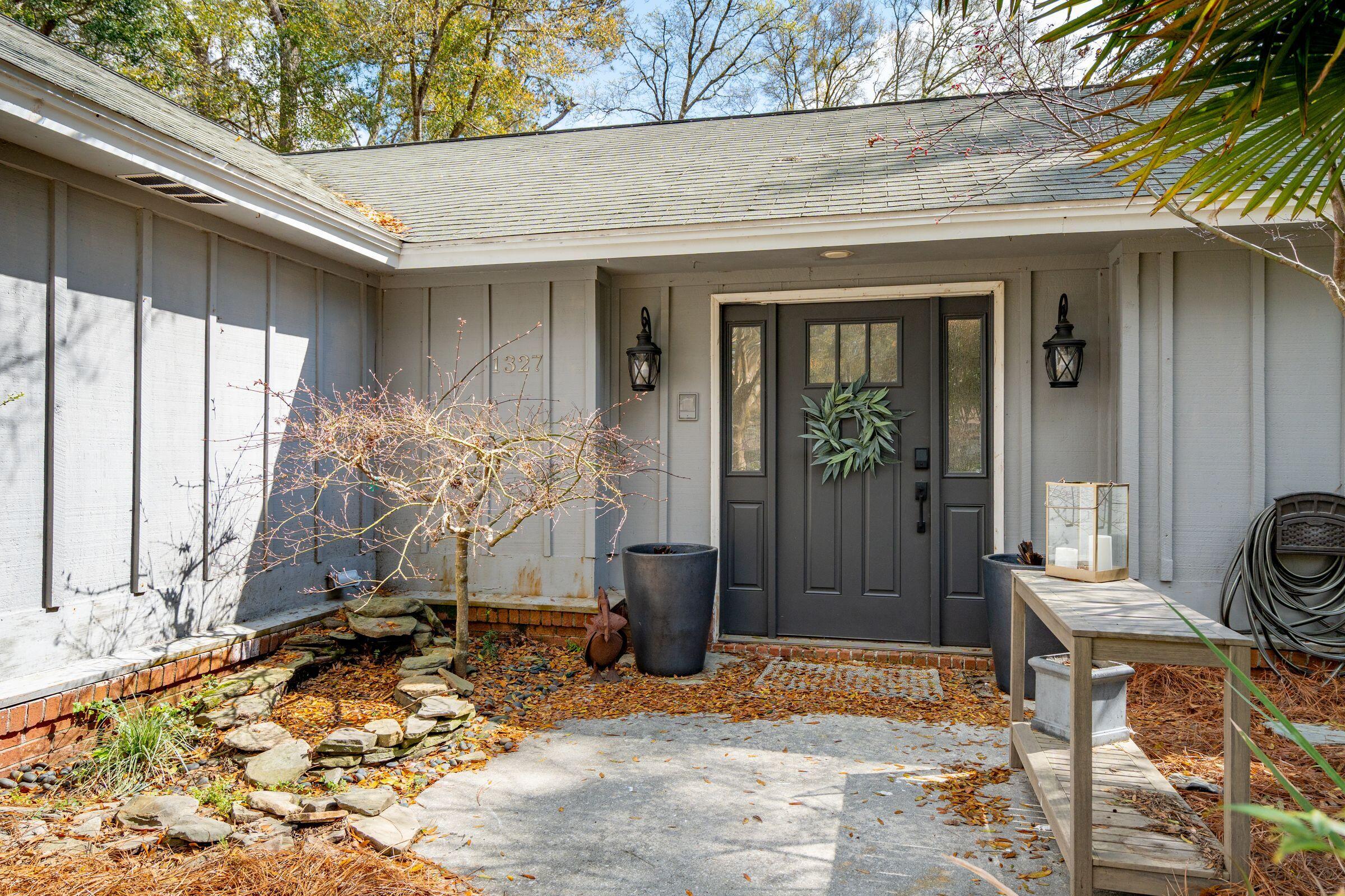 1327 Bob White Drive