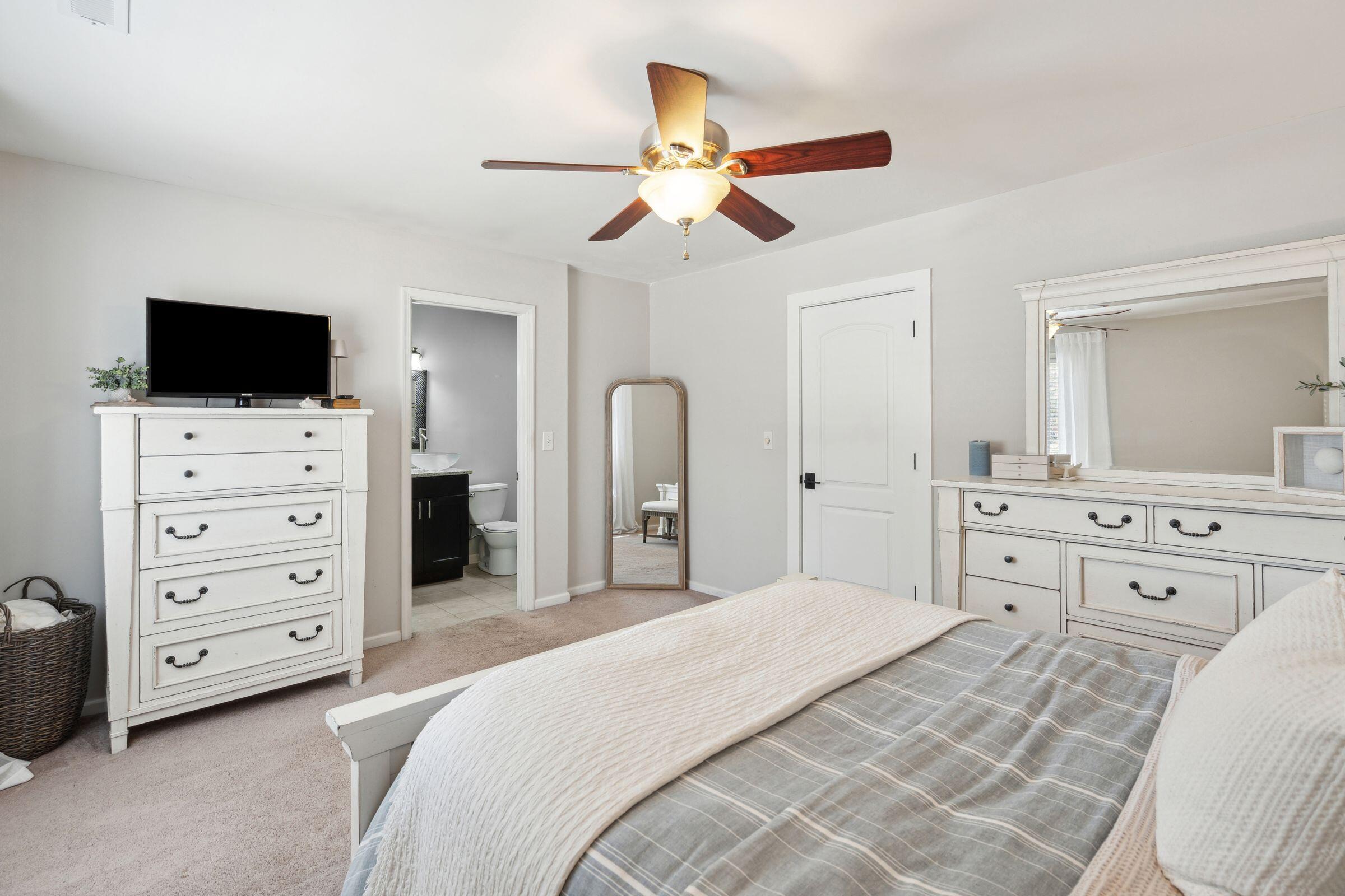 1327 Bob White Drive