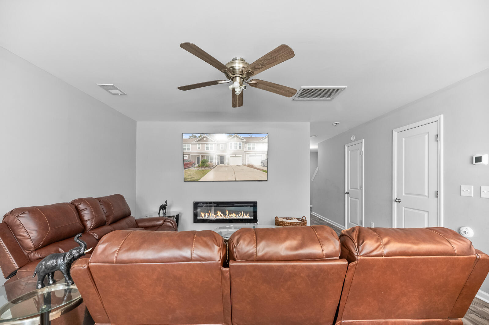 9727 Transplanter Circle