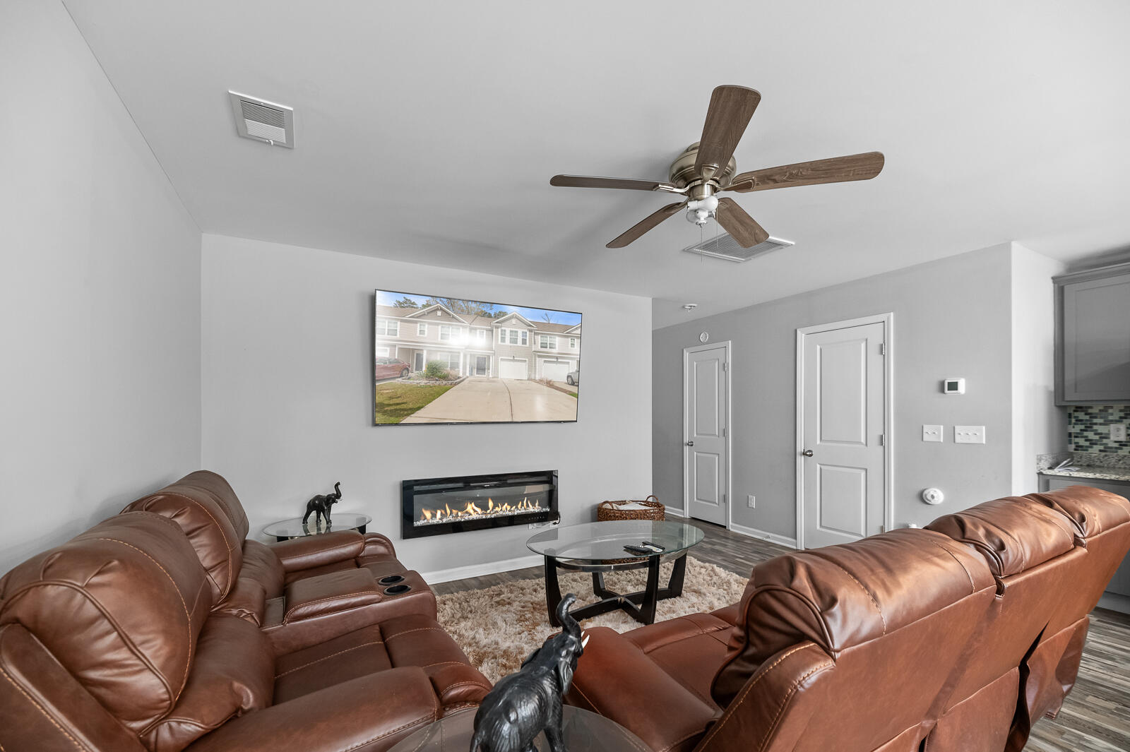 9727 Transplanter Circle