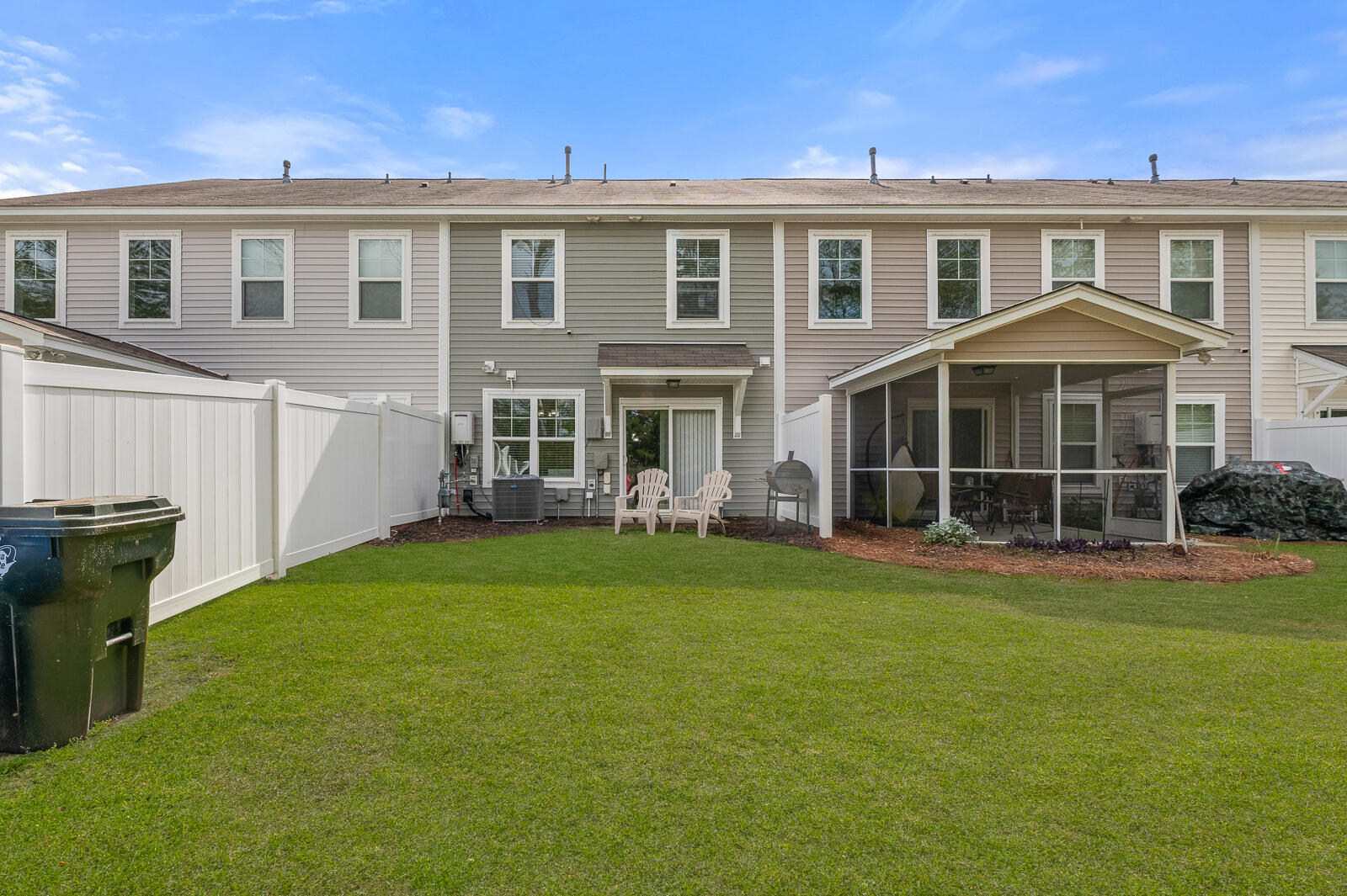 9727 Transplanter Circle